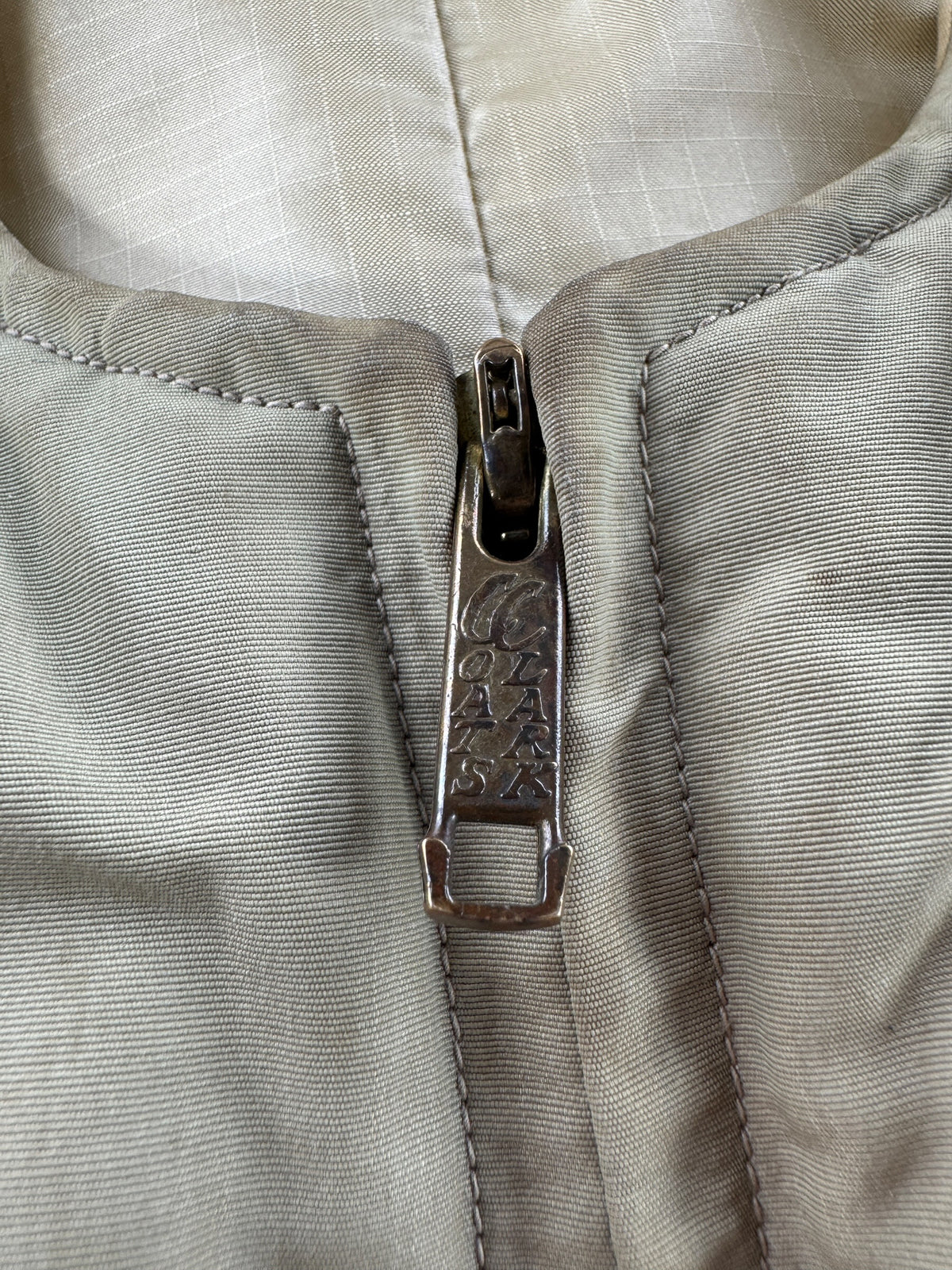 Zipper on Vintage Eddie Bauer Sun Down Label Vest SZ 44 AS IS