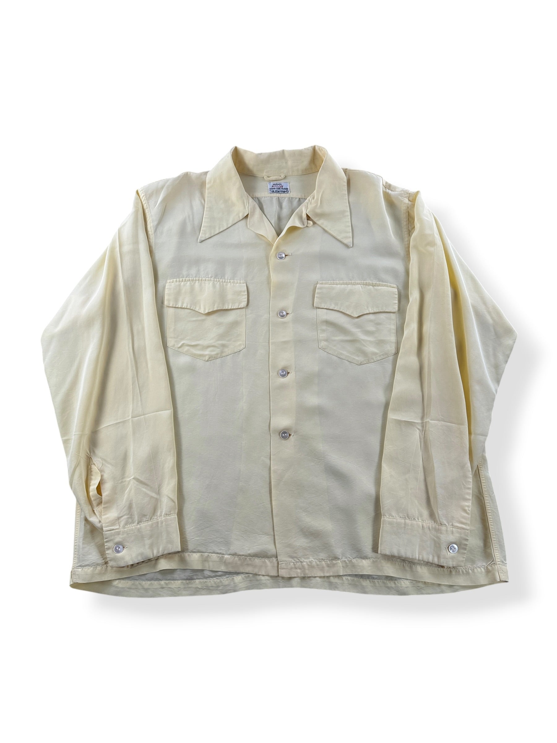 Front of Vintage 1960s Nylon Glentop Loop Collar Shirt SZ L