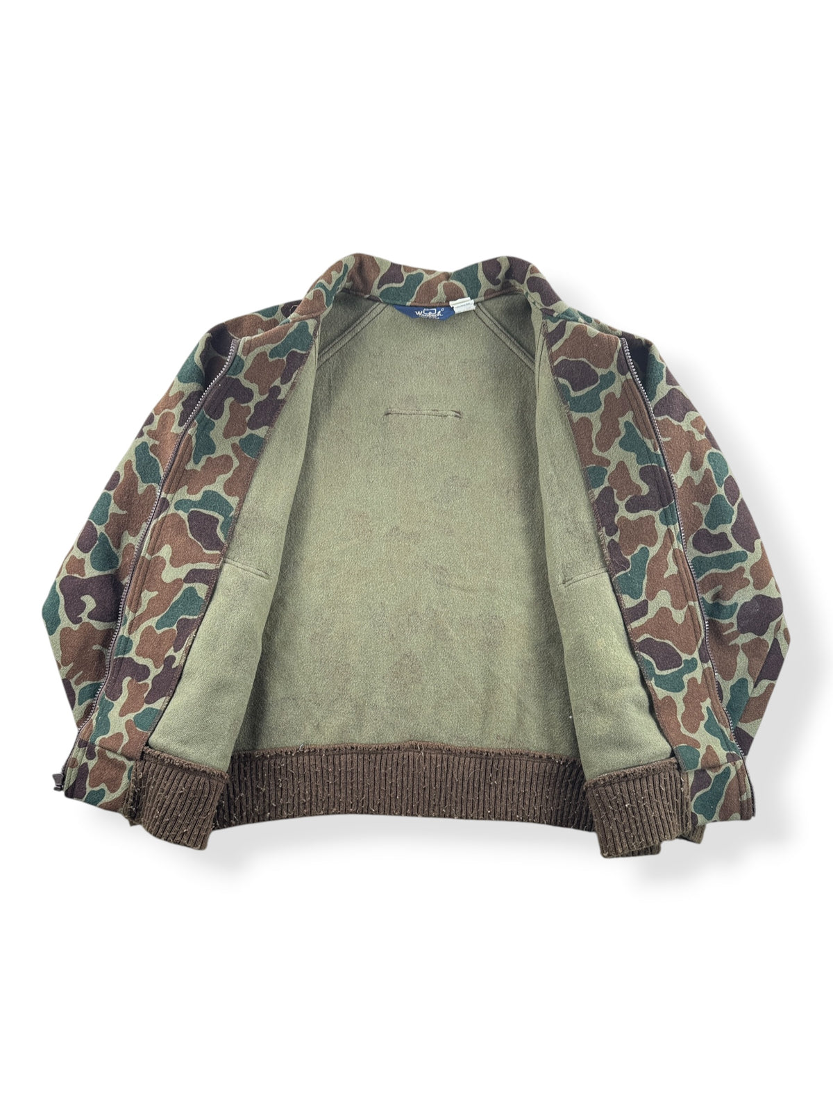 Inside of Vintage Woolrich Duck Camo Bomber Jacket SZ M