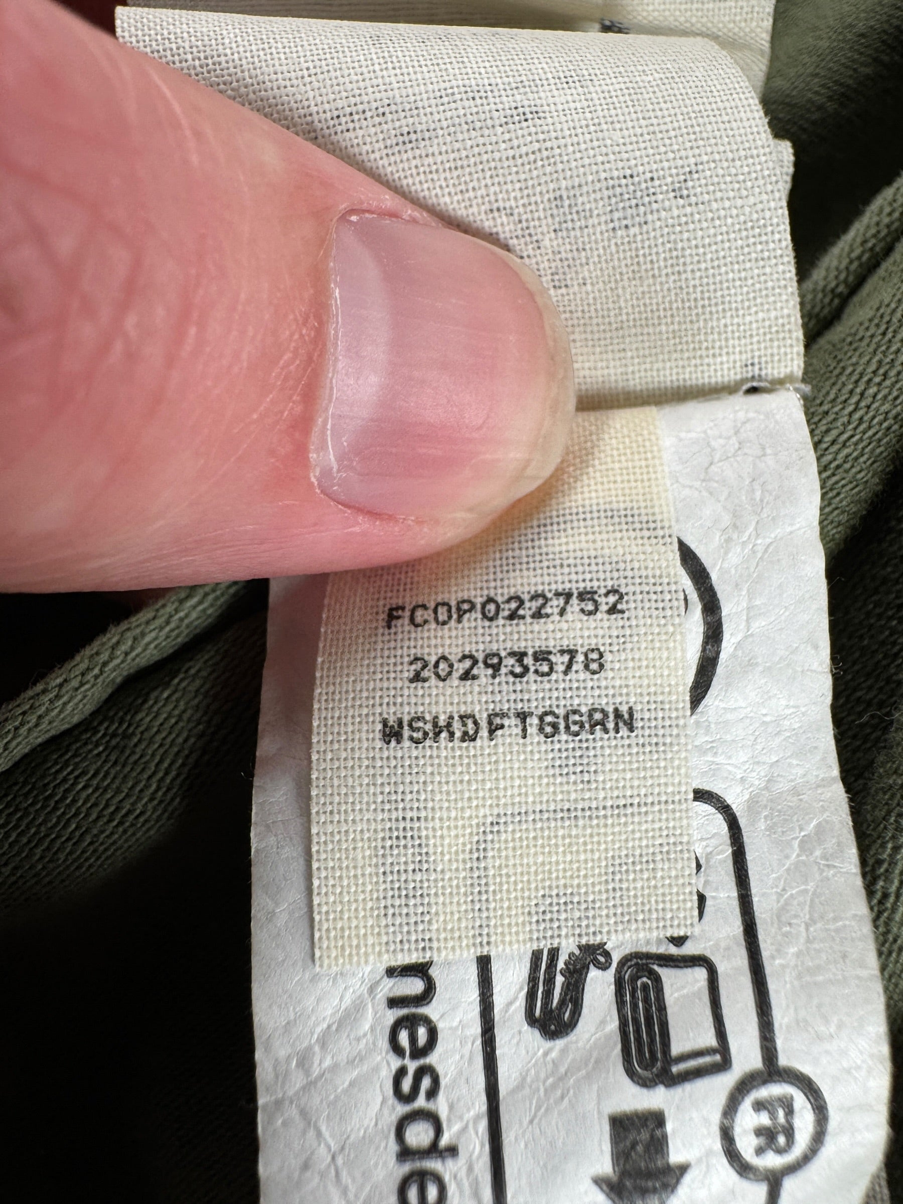 Tag on Filson Men's Field Cruiser Jacket SZ L