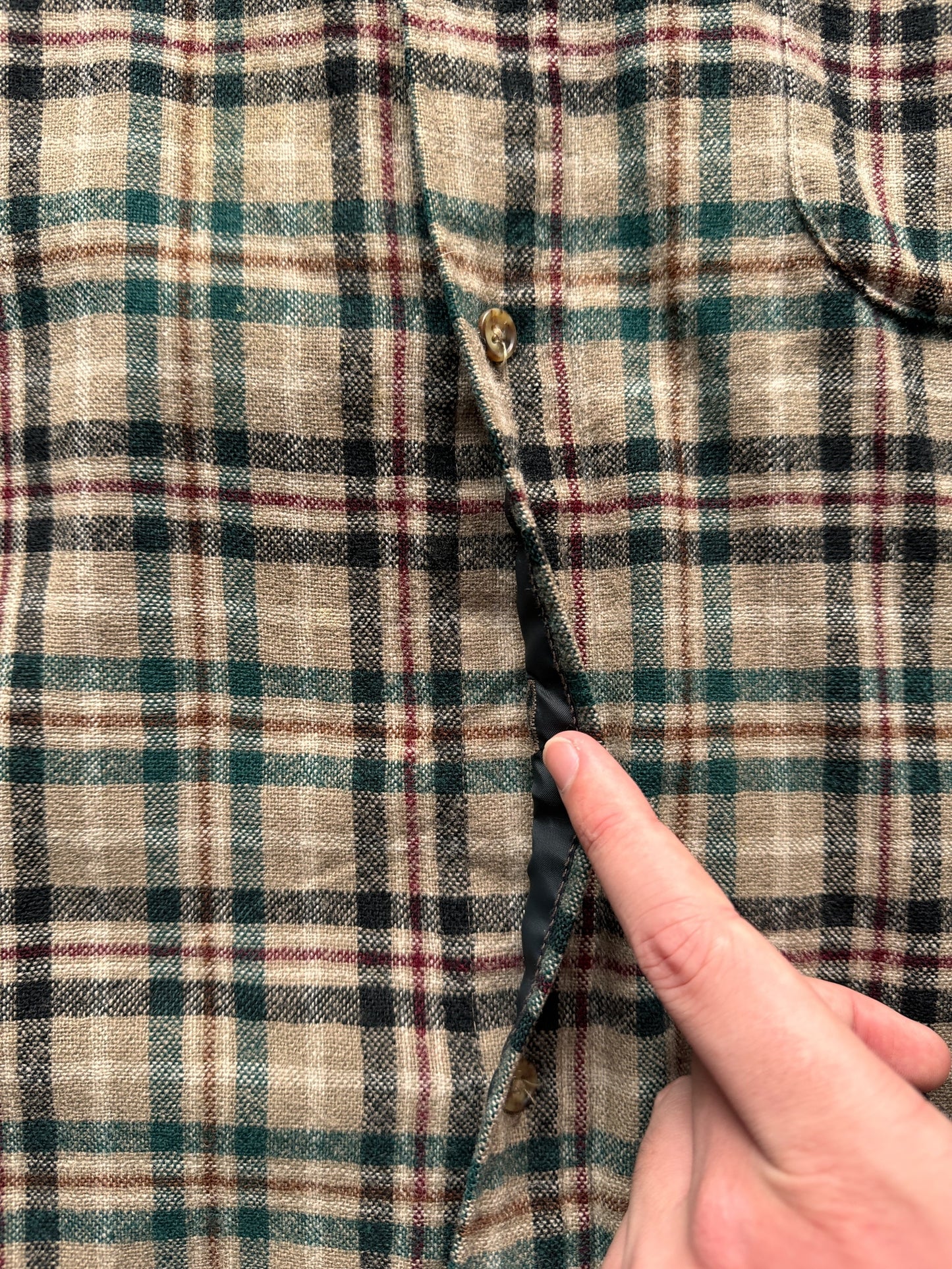 missing button on Vintage Pendleton Green/Brown/Beige Flannel SZ XL