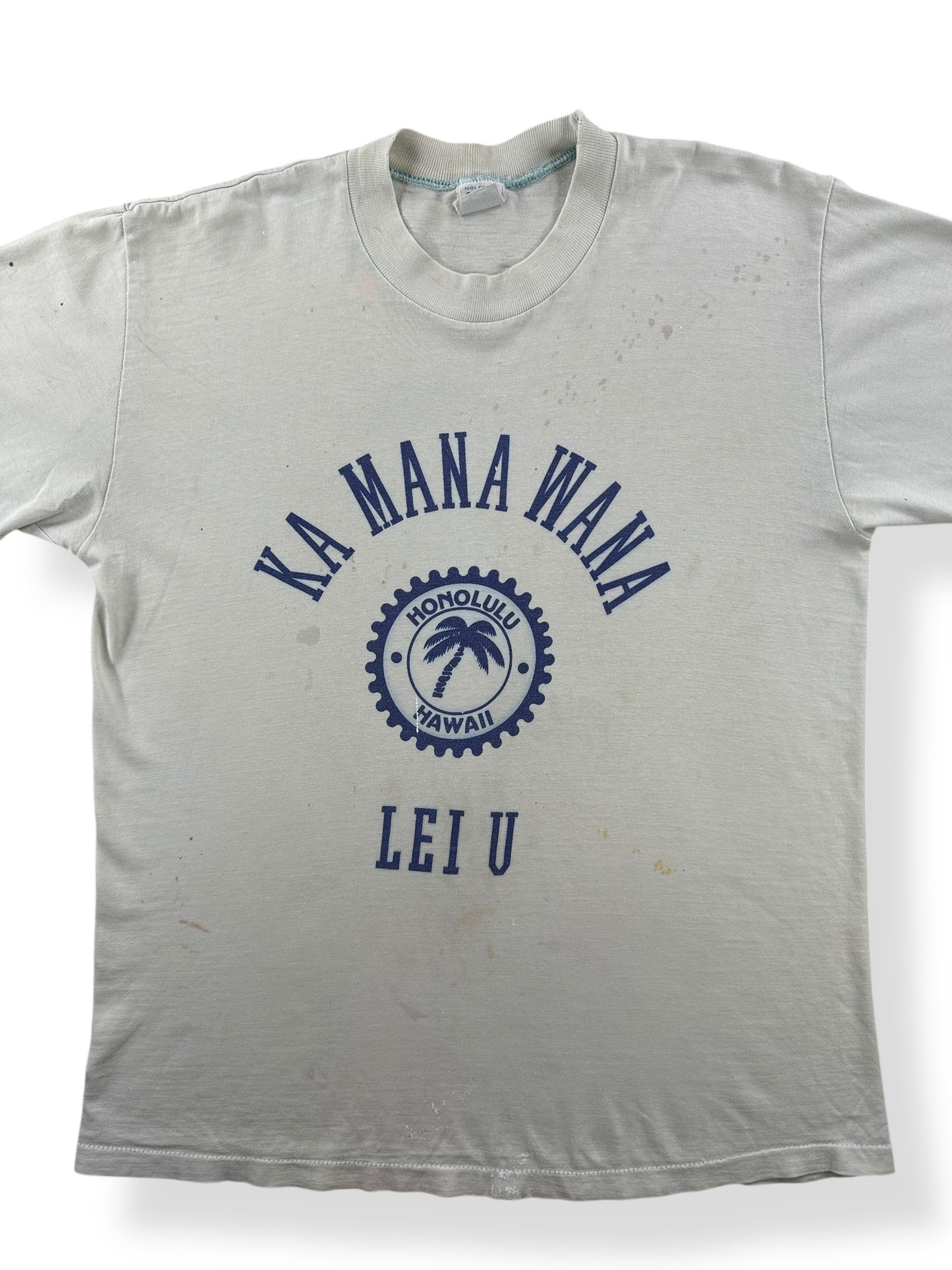 Front Close Up of Vintage Honolulu Hawaii Tee SZ L (Fits M)