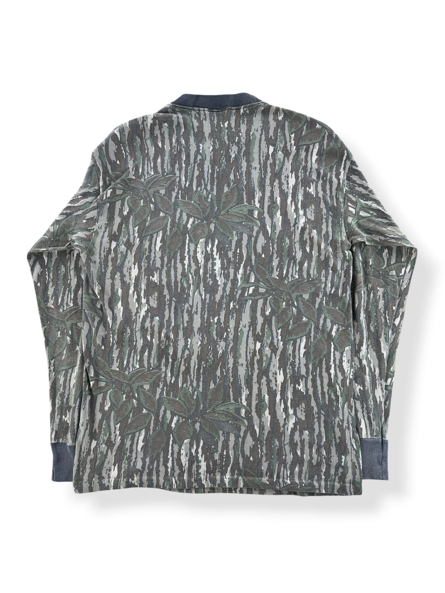 Back of Vintage Longsleeve Camo Pocket Tee SZ L