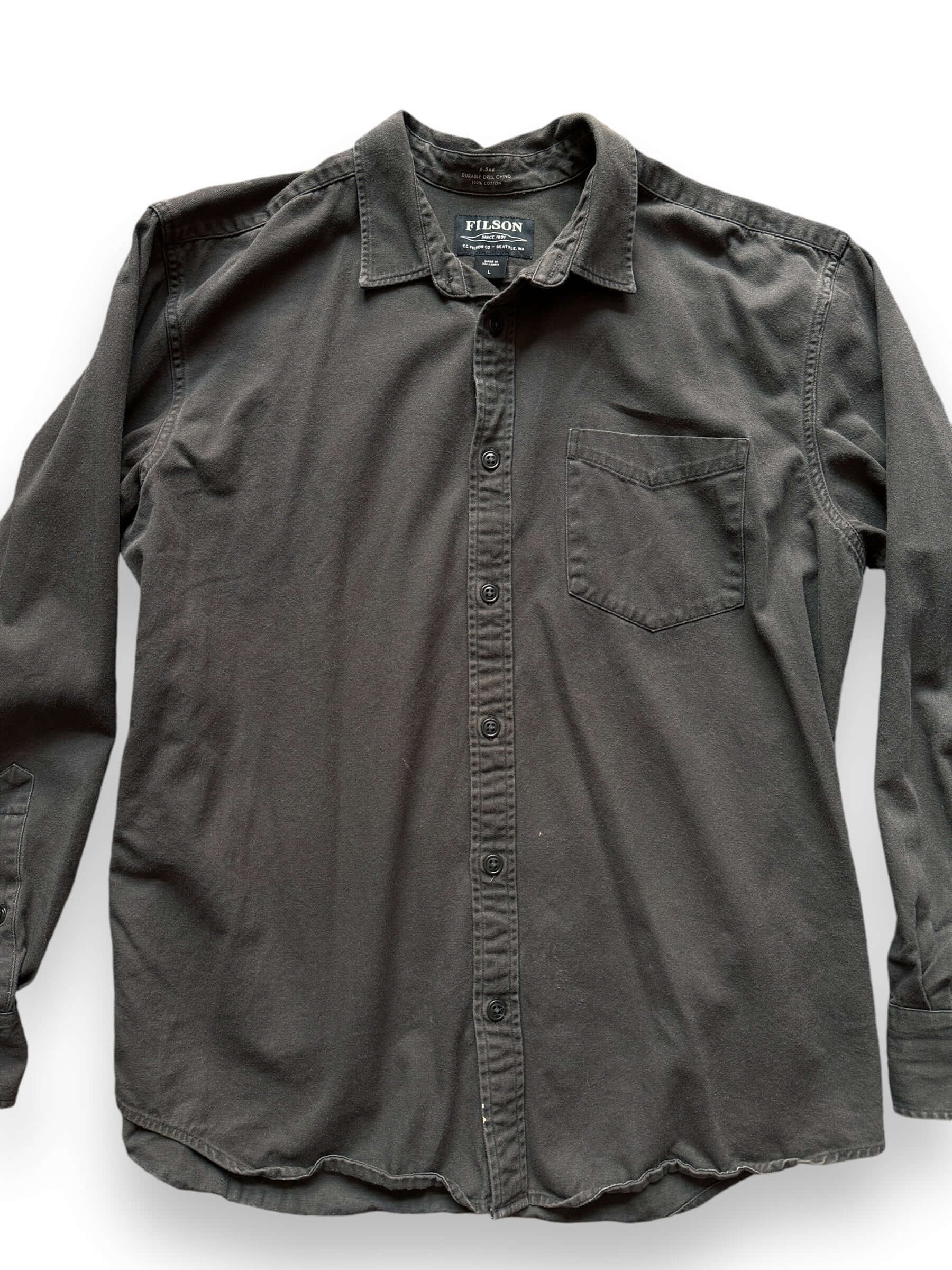 Front Detail on Filson Durable Drill Chino Shirt SZ L