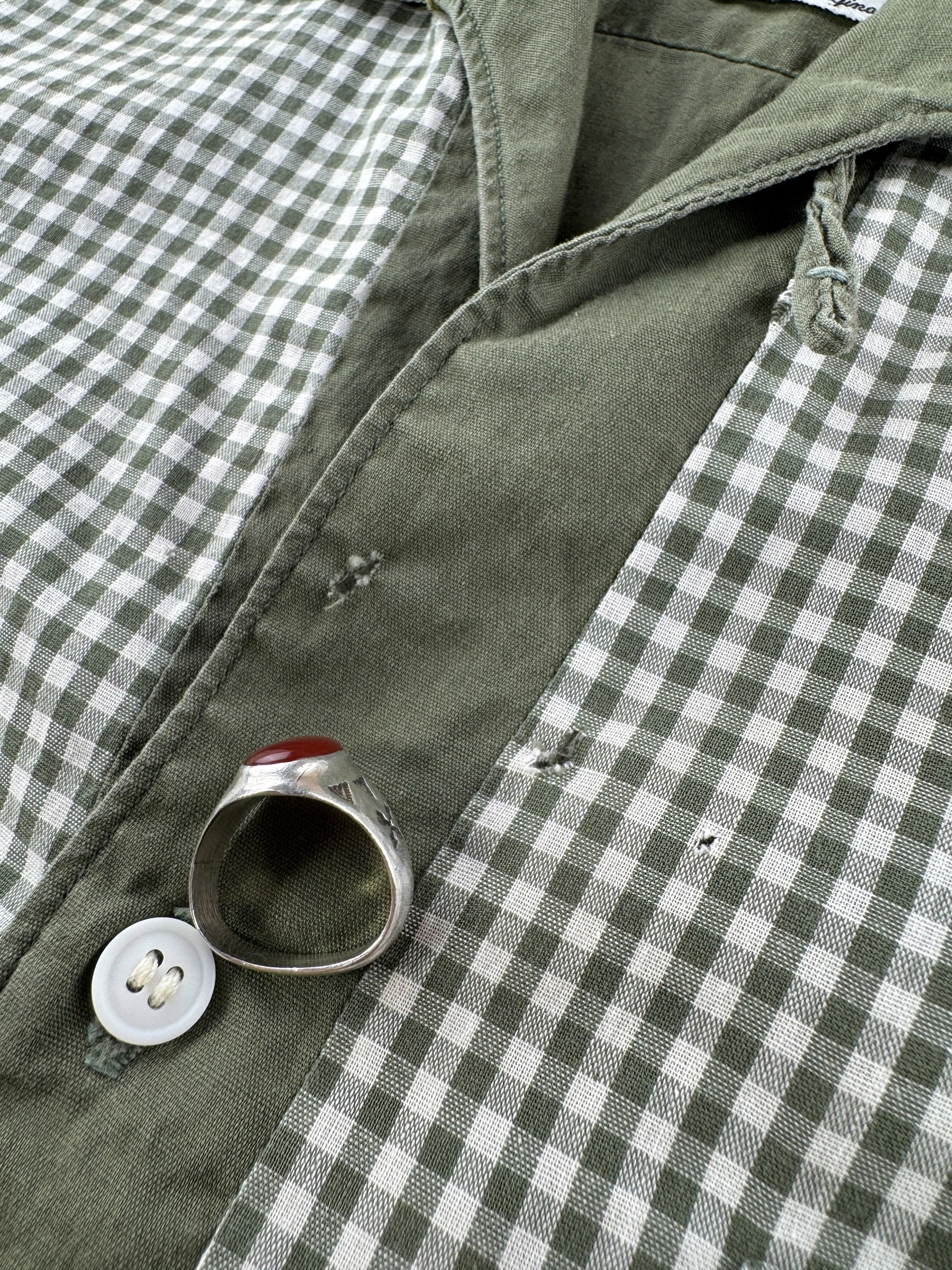 Holes on front of Vintage 60's Towncraft Button Up Shirt SZ S