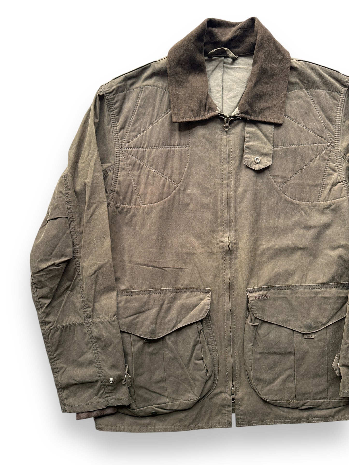 Front Right of Filson Oil Finish Cover Cloth Shooting Jacket SZ S