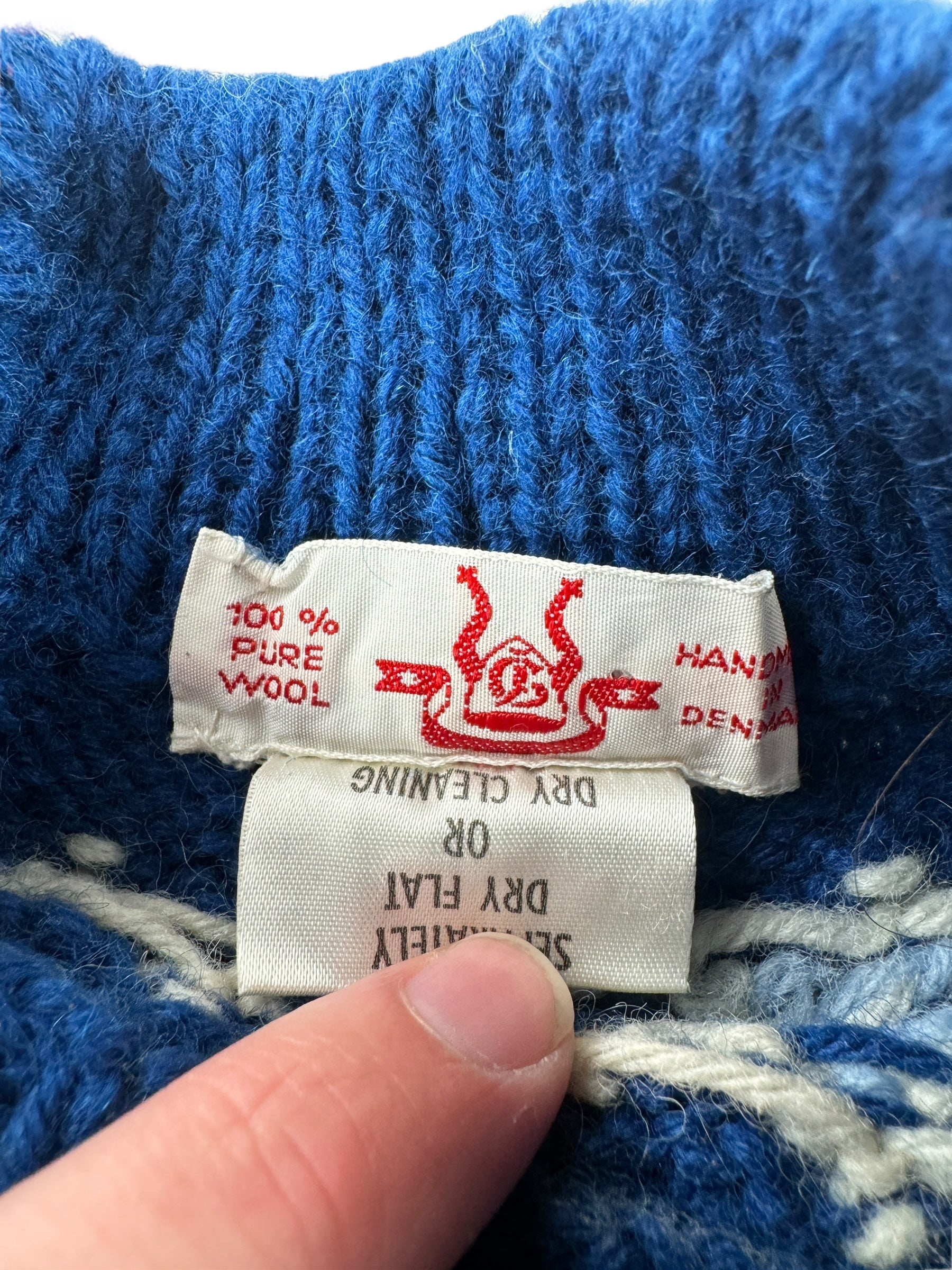 Tag on Vintage Danish Reindeer Sweater SZ XS