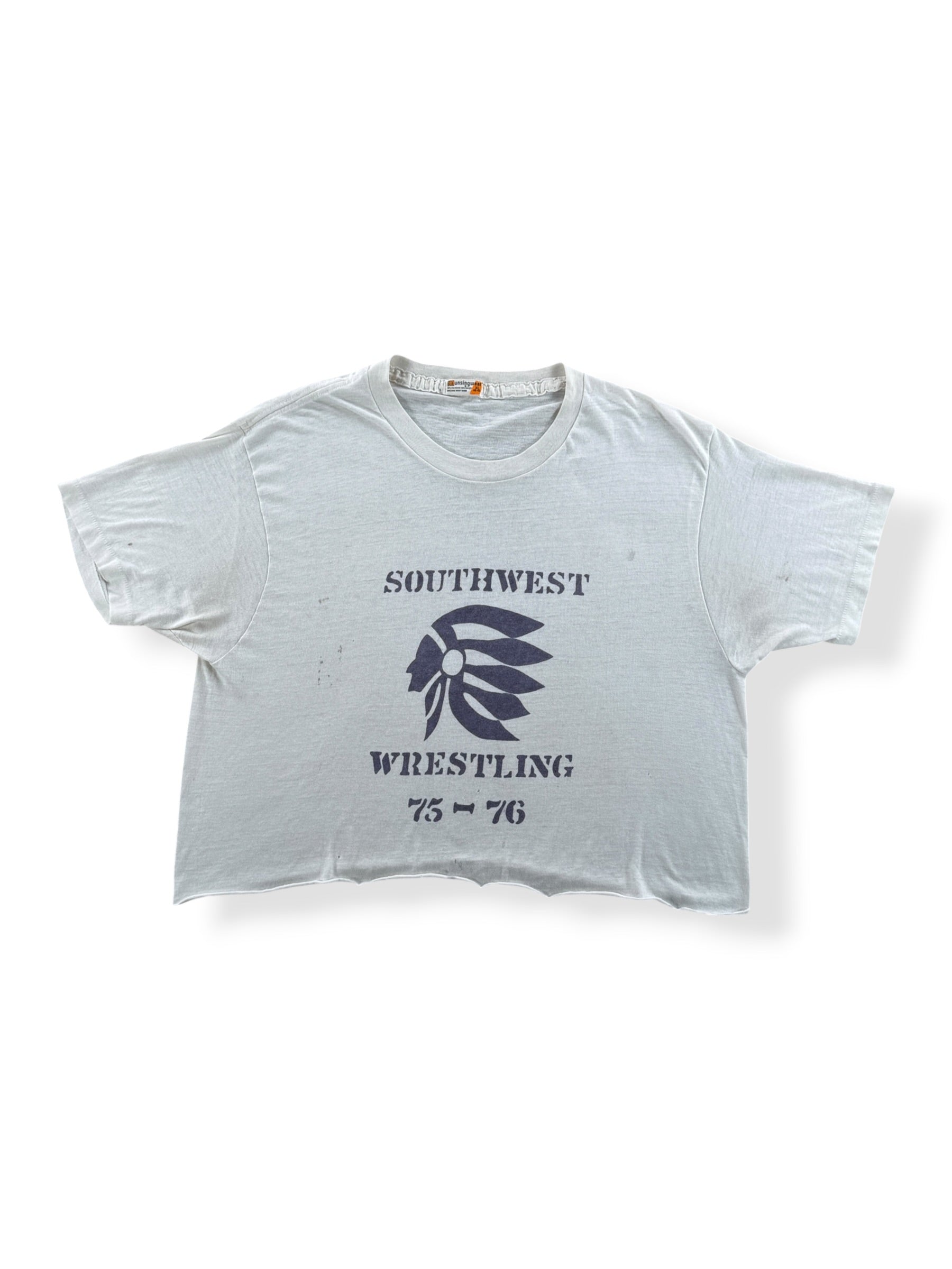 Front of Vintage SW Wrestling Crop Top Tee SZ XL (Fits L)