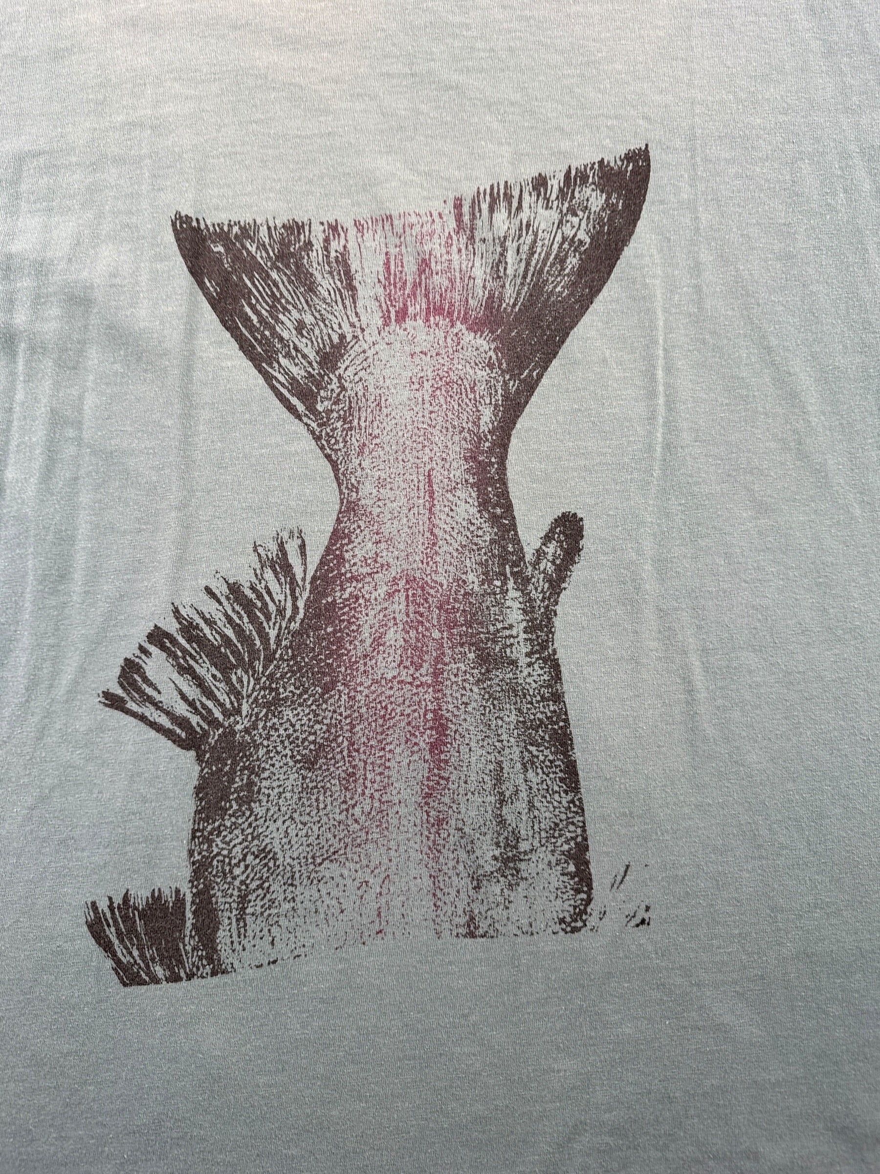 Back Graphic of Vintage Bite Me Fish Tee SZ XL