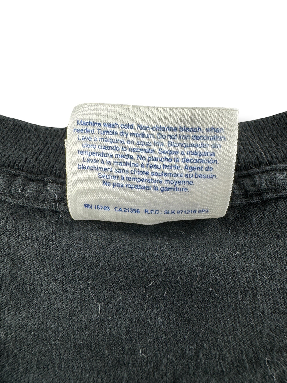Back of tag on Vintage 2003 Pearl Jam Riot Act Tee SZ XL