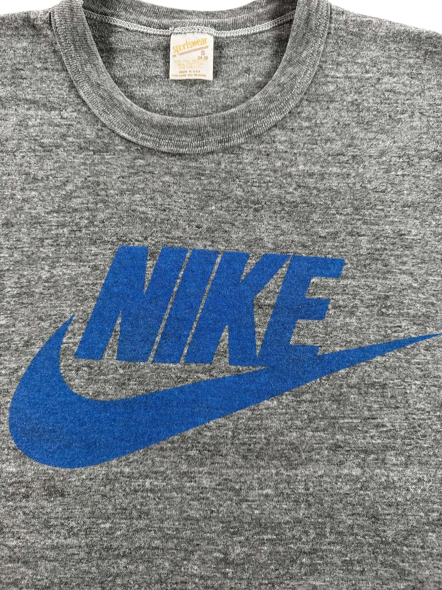 Graphic of Vintage Nike Crop Top Tee SZ S (Fits XS)