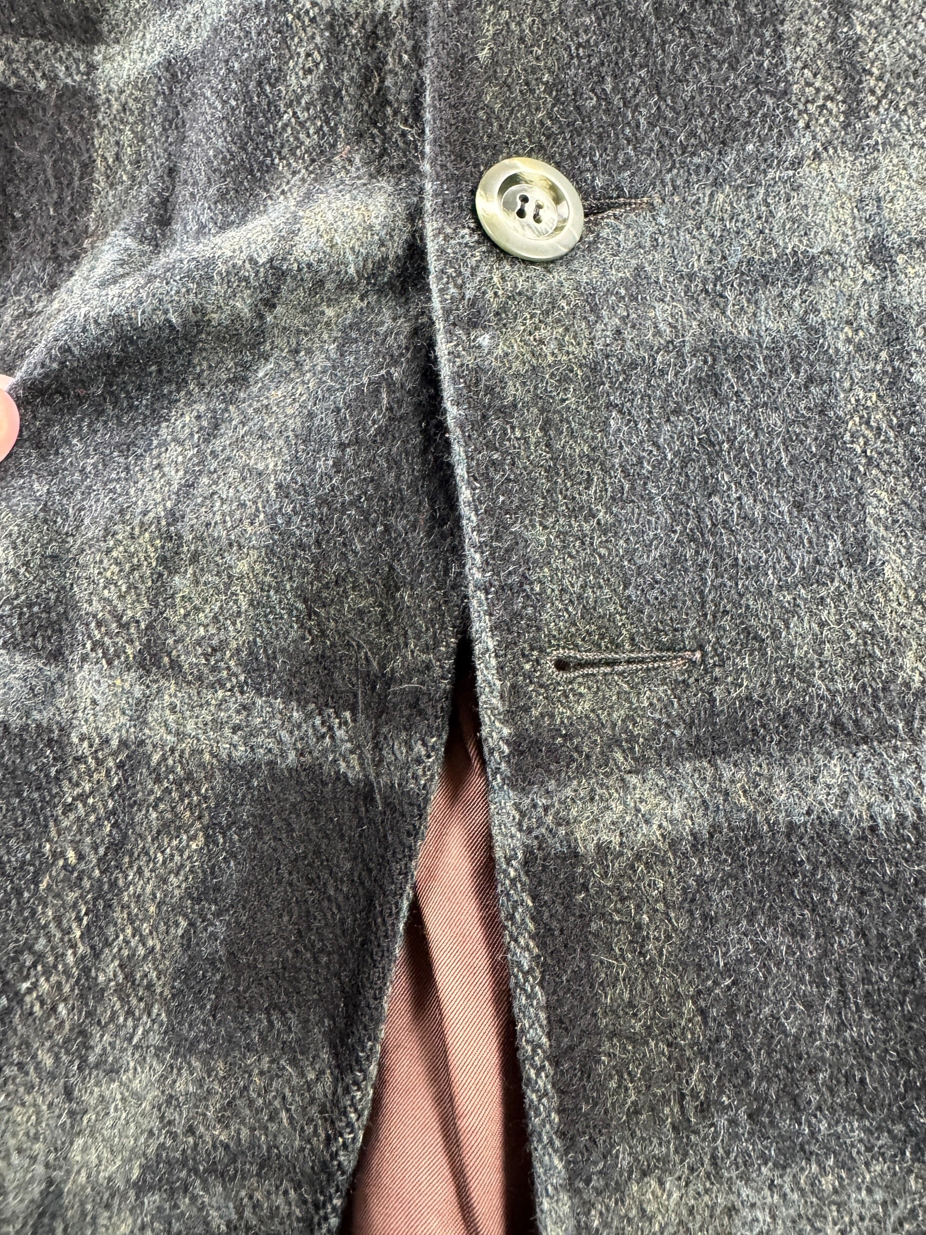 Missing Button on Vintage Grey & Black Field & Stream Wool Western Jacket SZ 44
