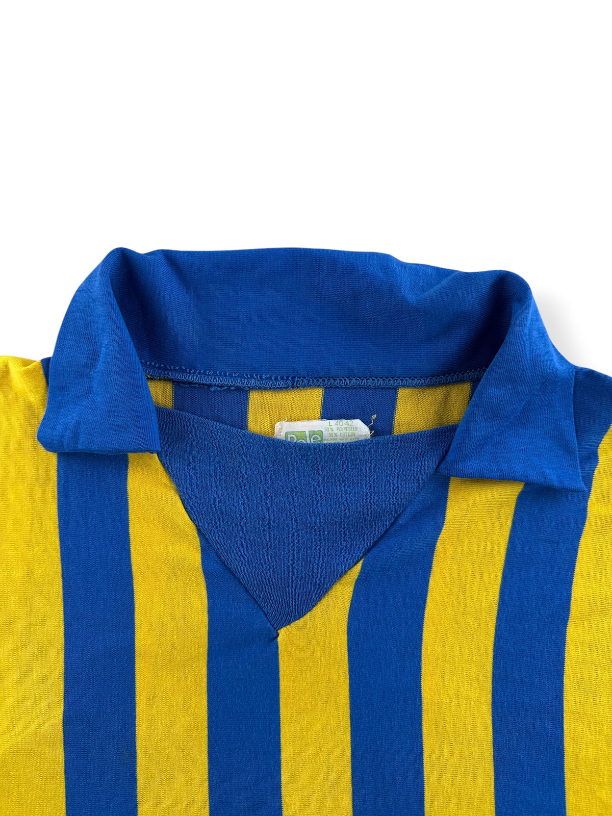 Collar on Vintage 70s Pele Label Striped Soccer Jersey SZ L (Fits M)