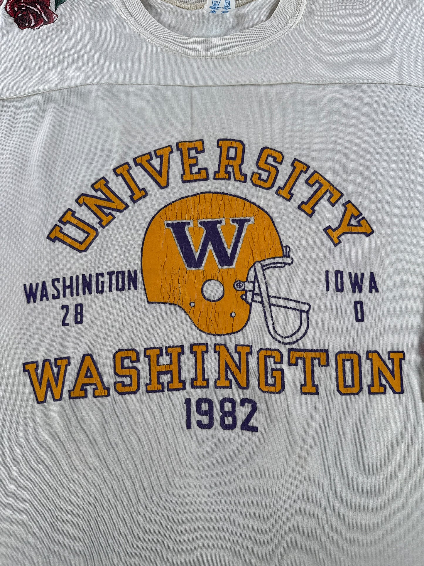 Graphic of Vintage '82 Huskies Rose Bowl Champion Durene SZ L
