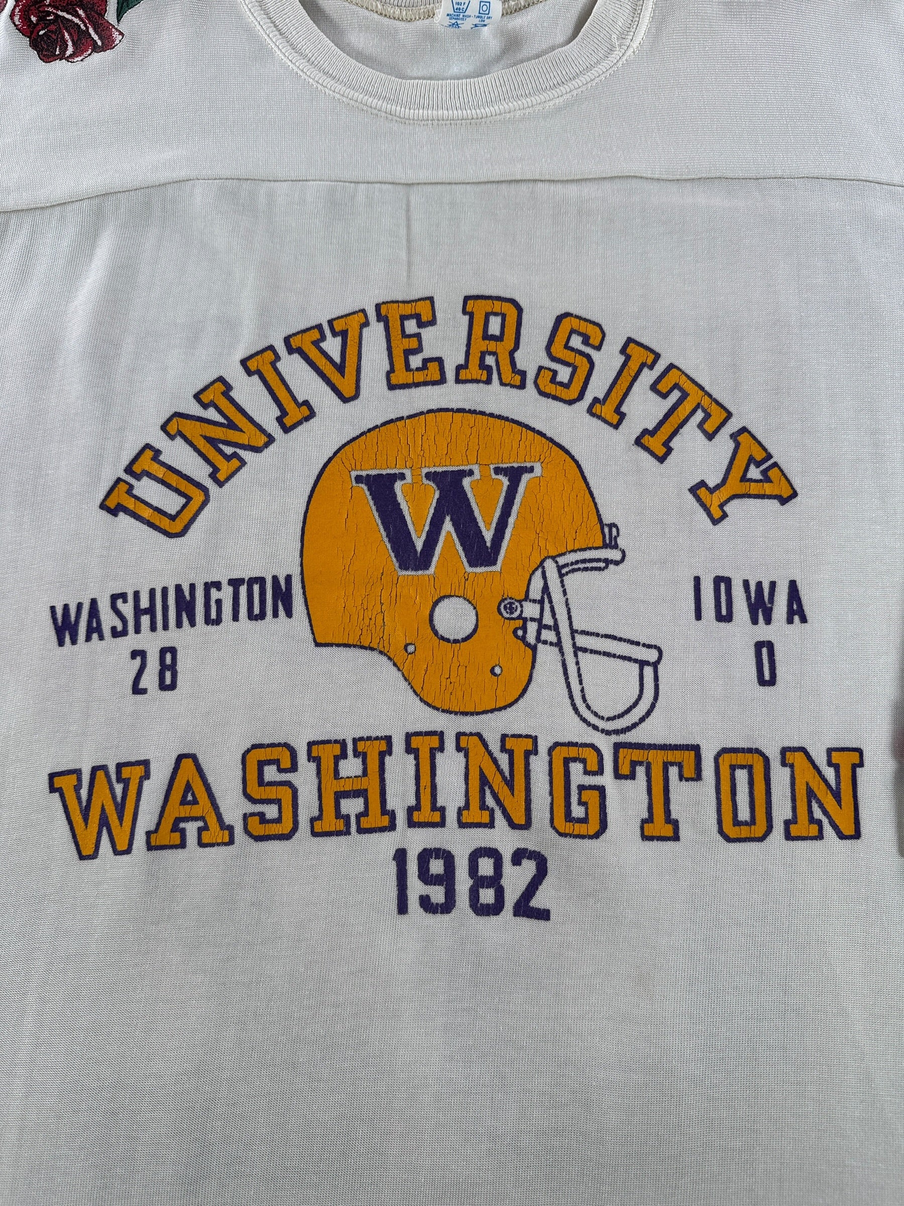 Graphic of Vintage '82 Huskies Rose Bowl Champion Durene SZ L