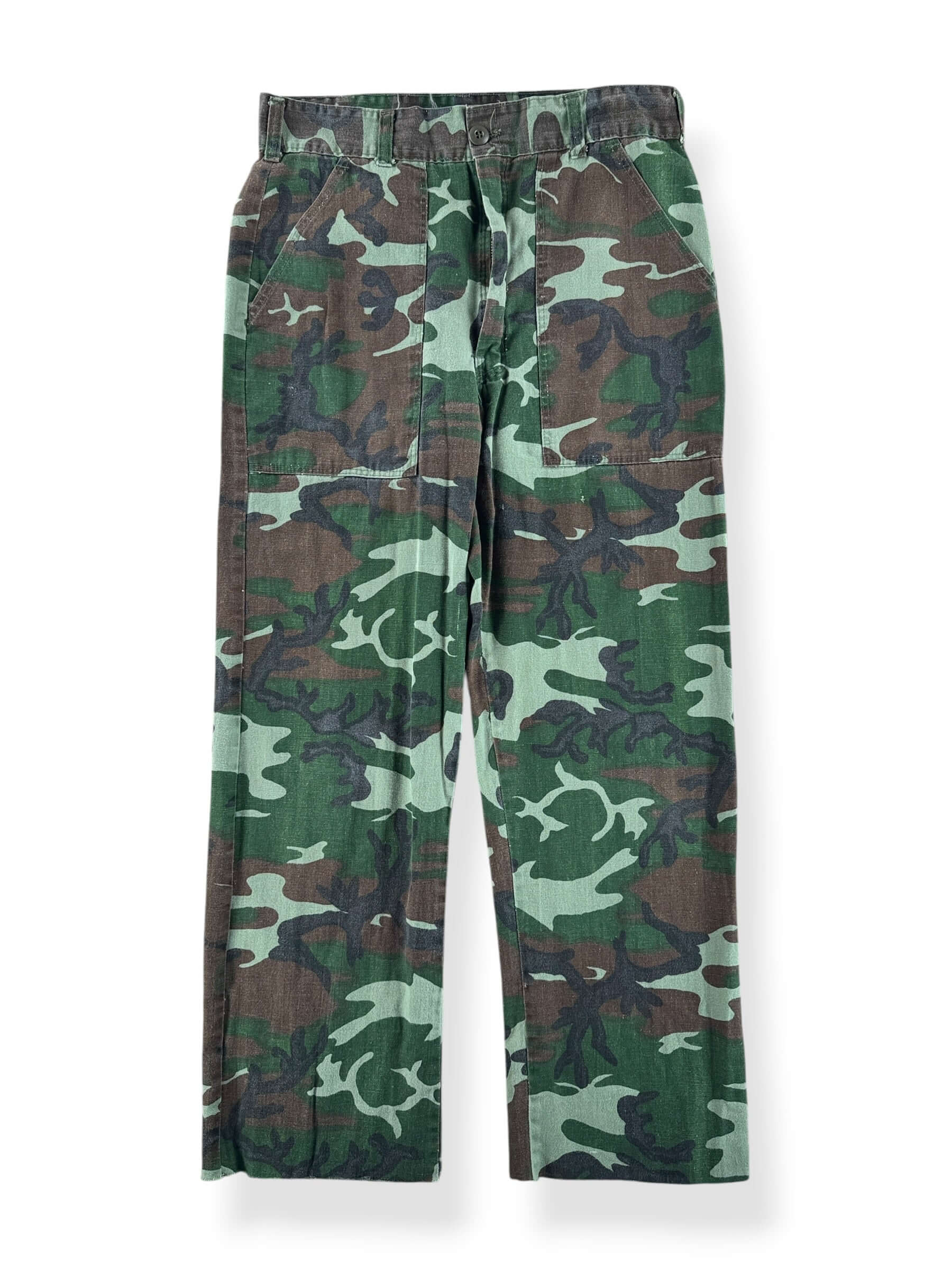 Front of Vintage Camo Patch Pocket Pants W32 - AS IS