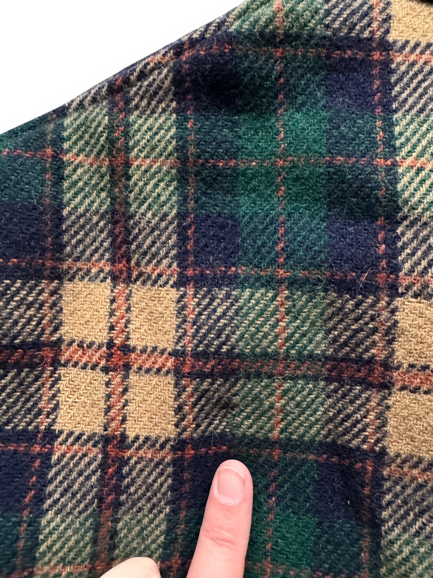 small hole on back of Vintage Repaired Pendleton Wool Cruiser SZ XL