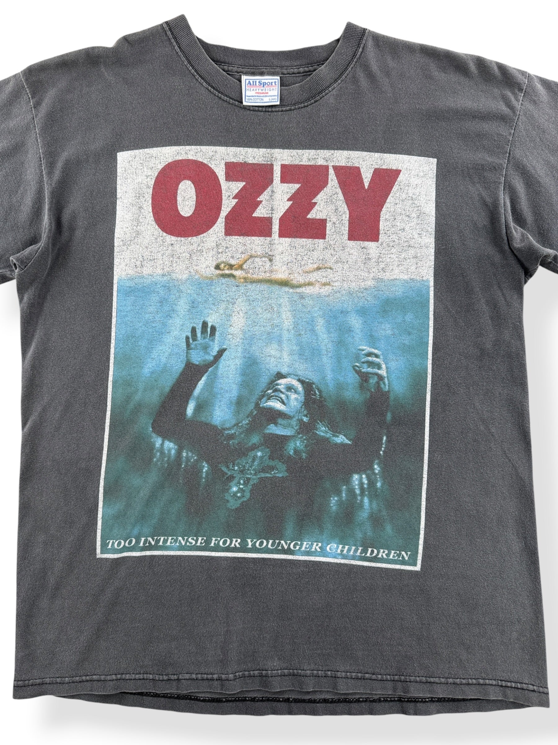 Close-up of Vintage 2002 Ozzfest Jaws Tee SZ L