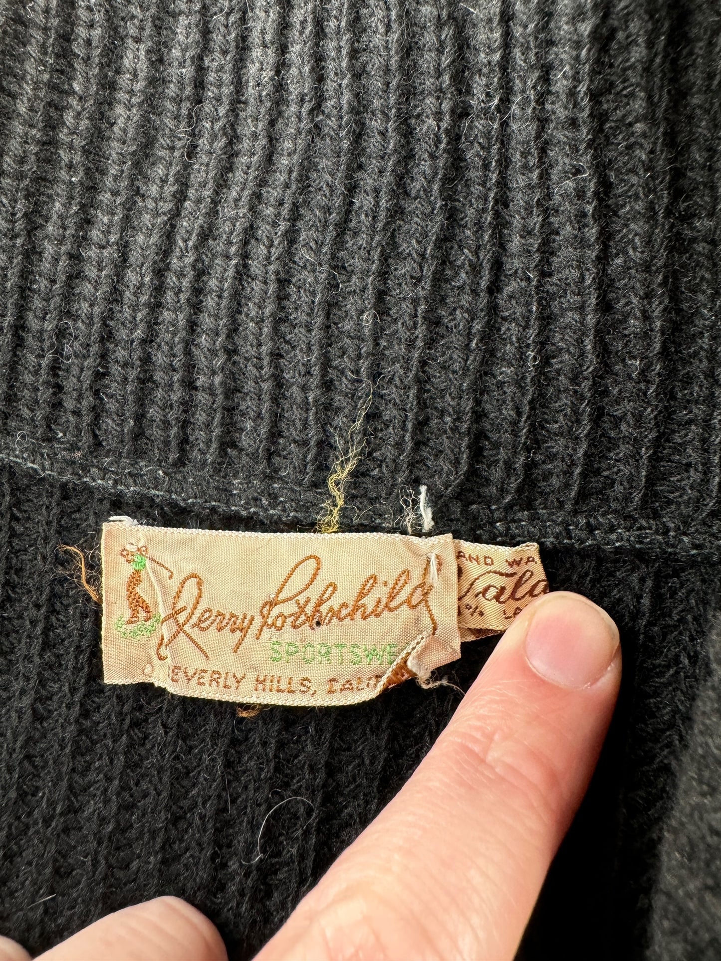 Tag on Vintage 60s Era Jerry Rothschild Sportswear Cardigan SZ M