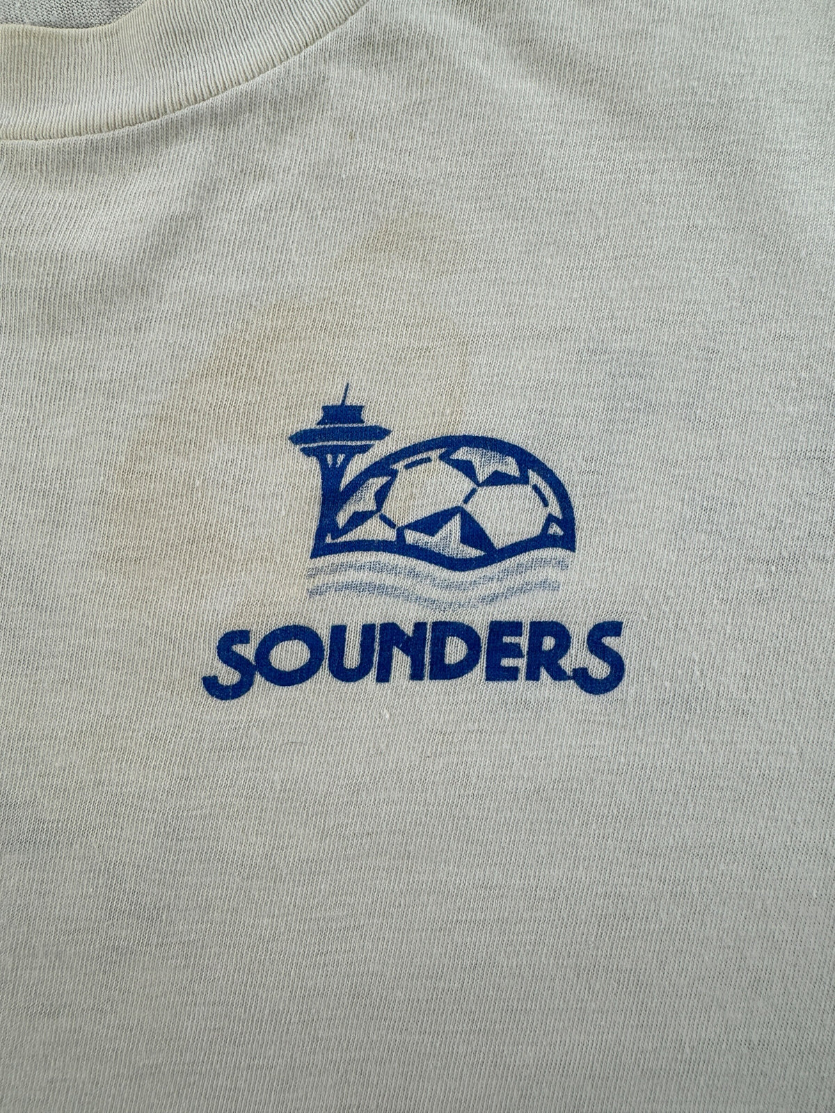 Front graphic on Vintage 80s Sounders Signed LS Tee SZ L