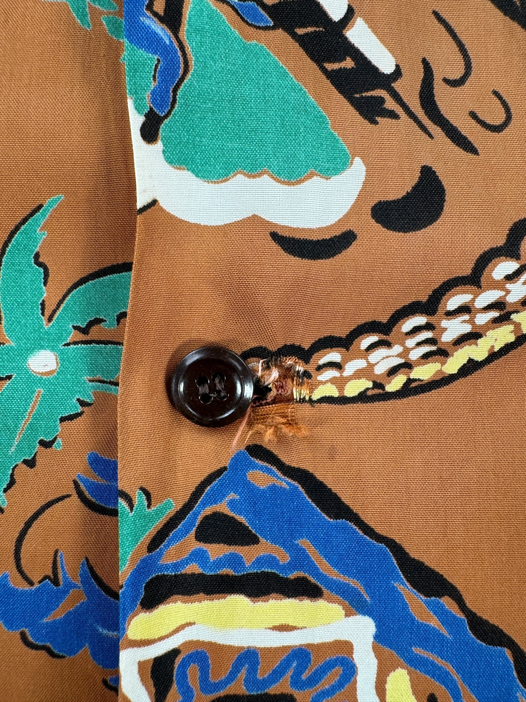 Hole on Vintage Brown Penney's Aloha Shirt SZ M