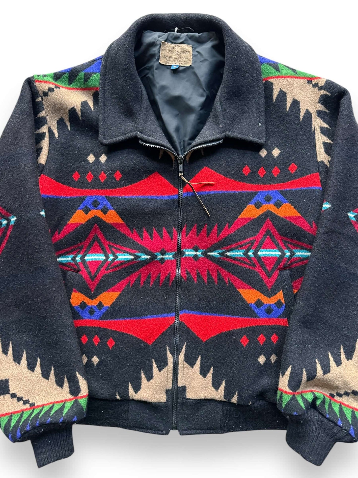 Front Details on Vintage Pendleton High Grade Western Wear Bomber Jacket SZ M