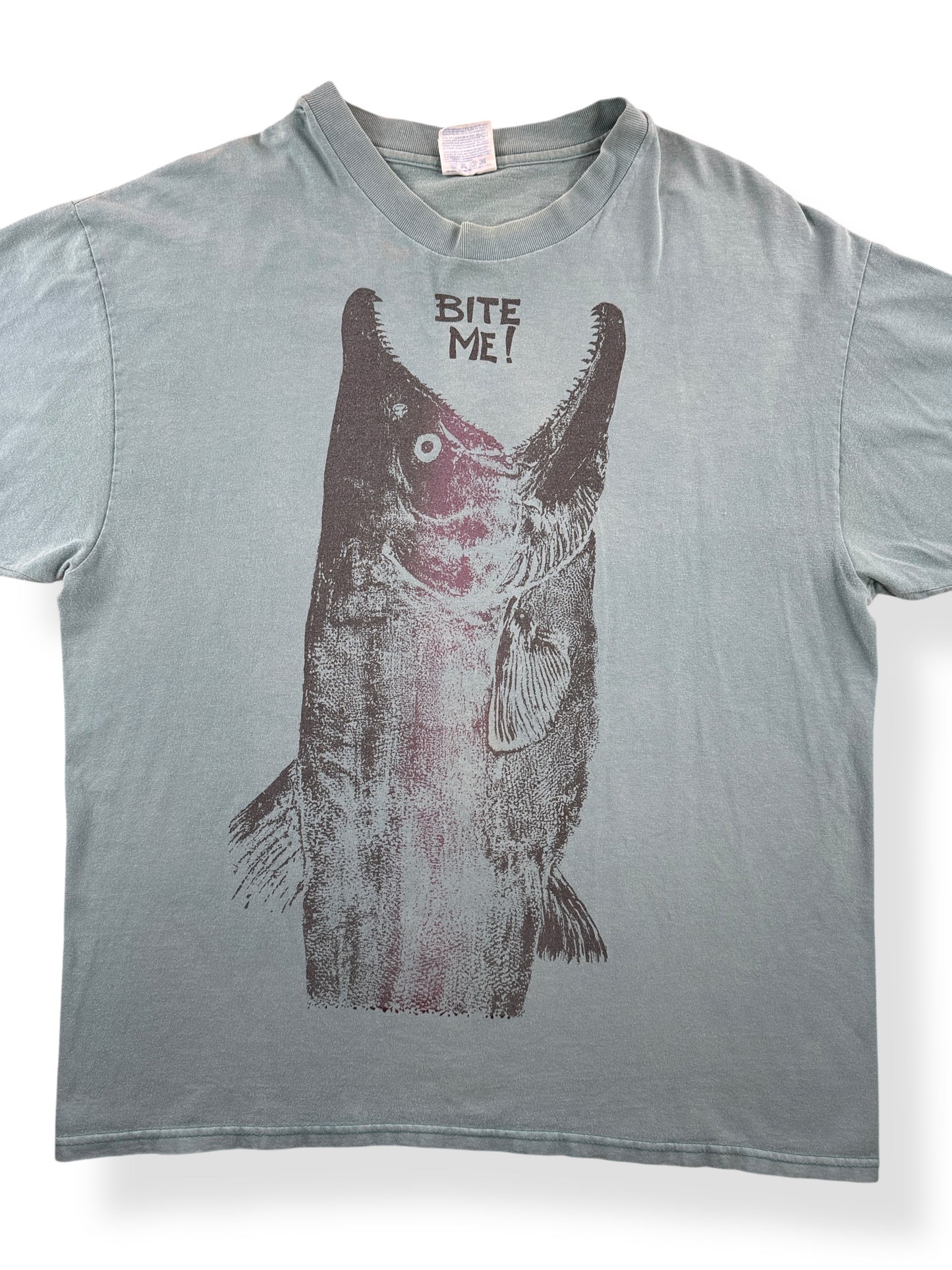 Front Close Up of Vintage Bite Me Fish Tee SZ XL