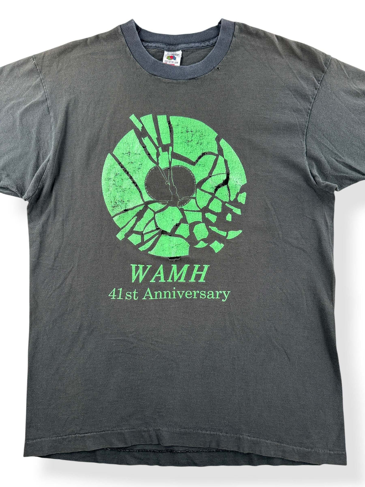 Close-up of Vintage 90s WAMH Tee SZ L