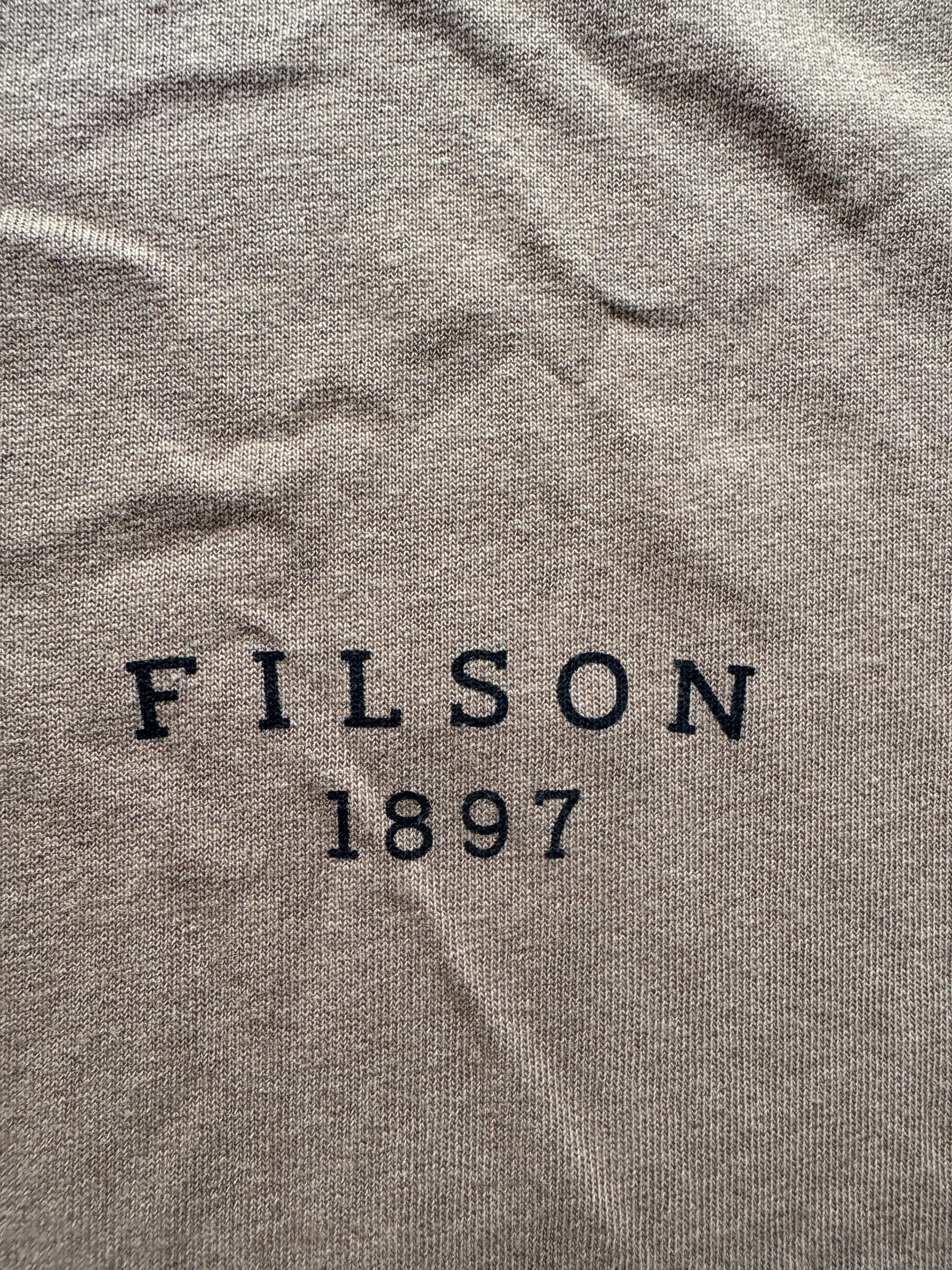 front graphic of NWT Filson Outfitter Graphic Tee SZ XL