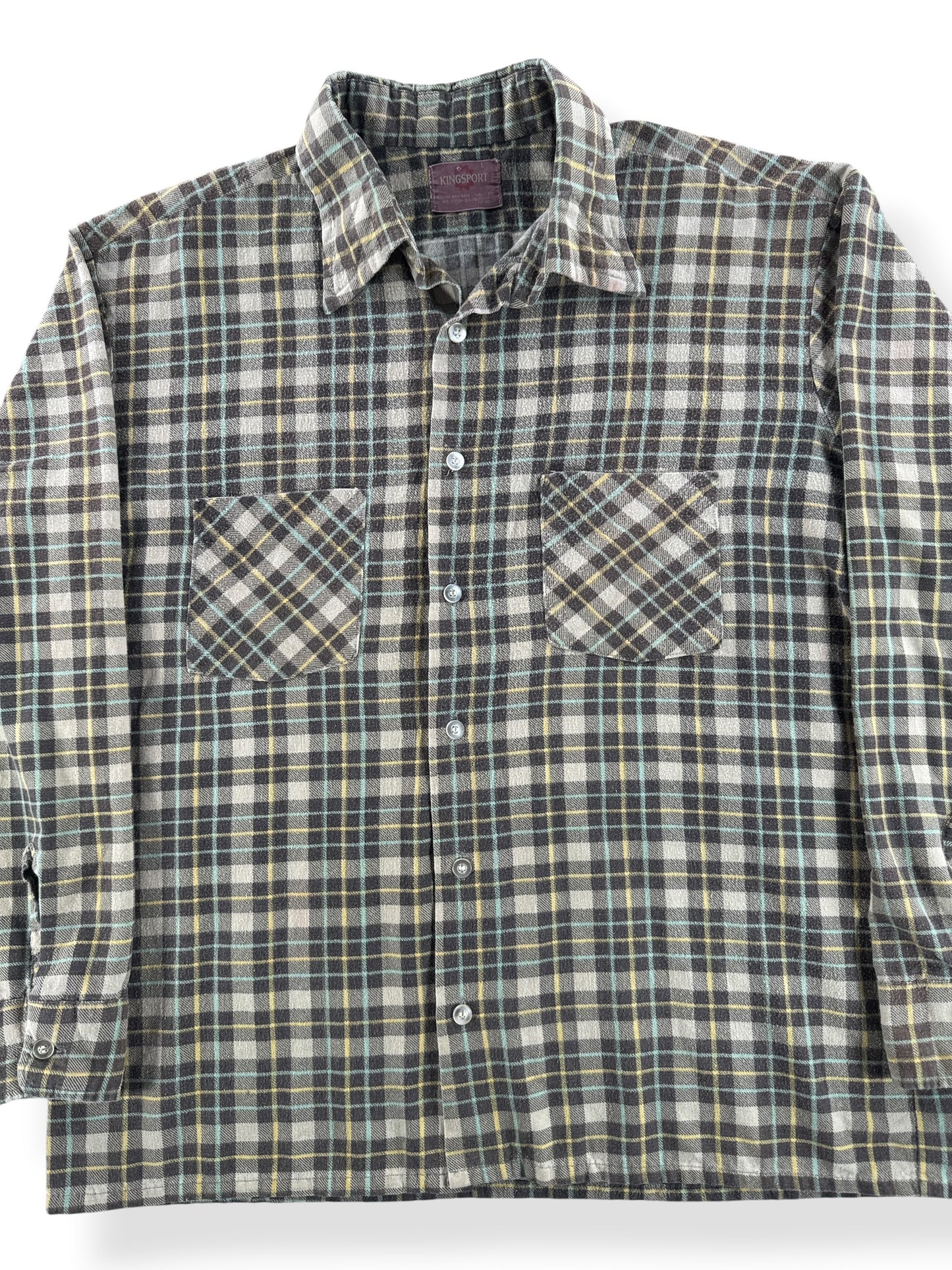 Front Close Up of Vintage Kingsport Cotton/Poly Flannel SZ L