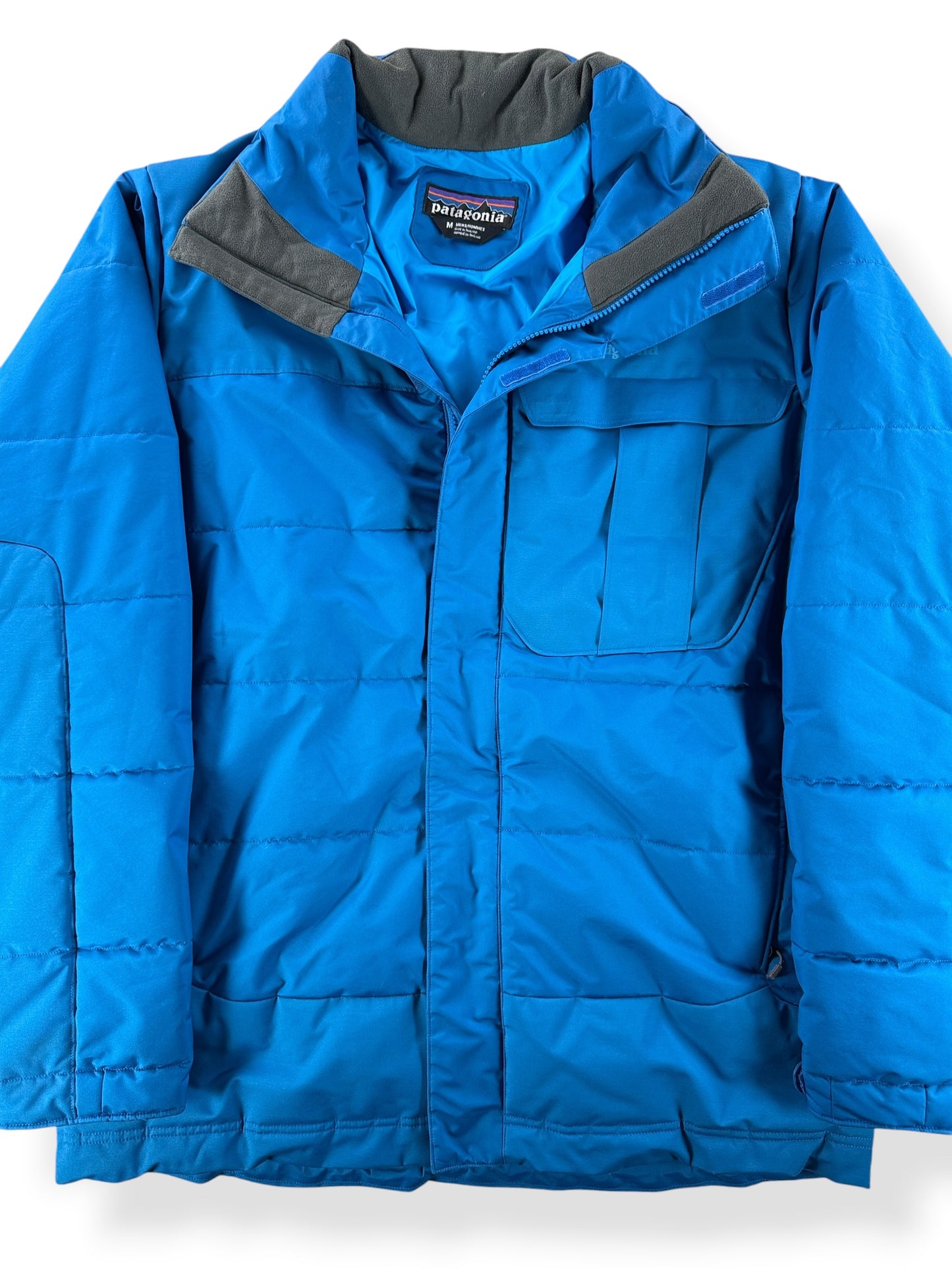 Front Close Up of Patagonia Snowboard Parka SZ M