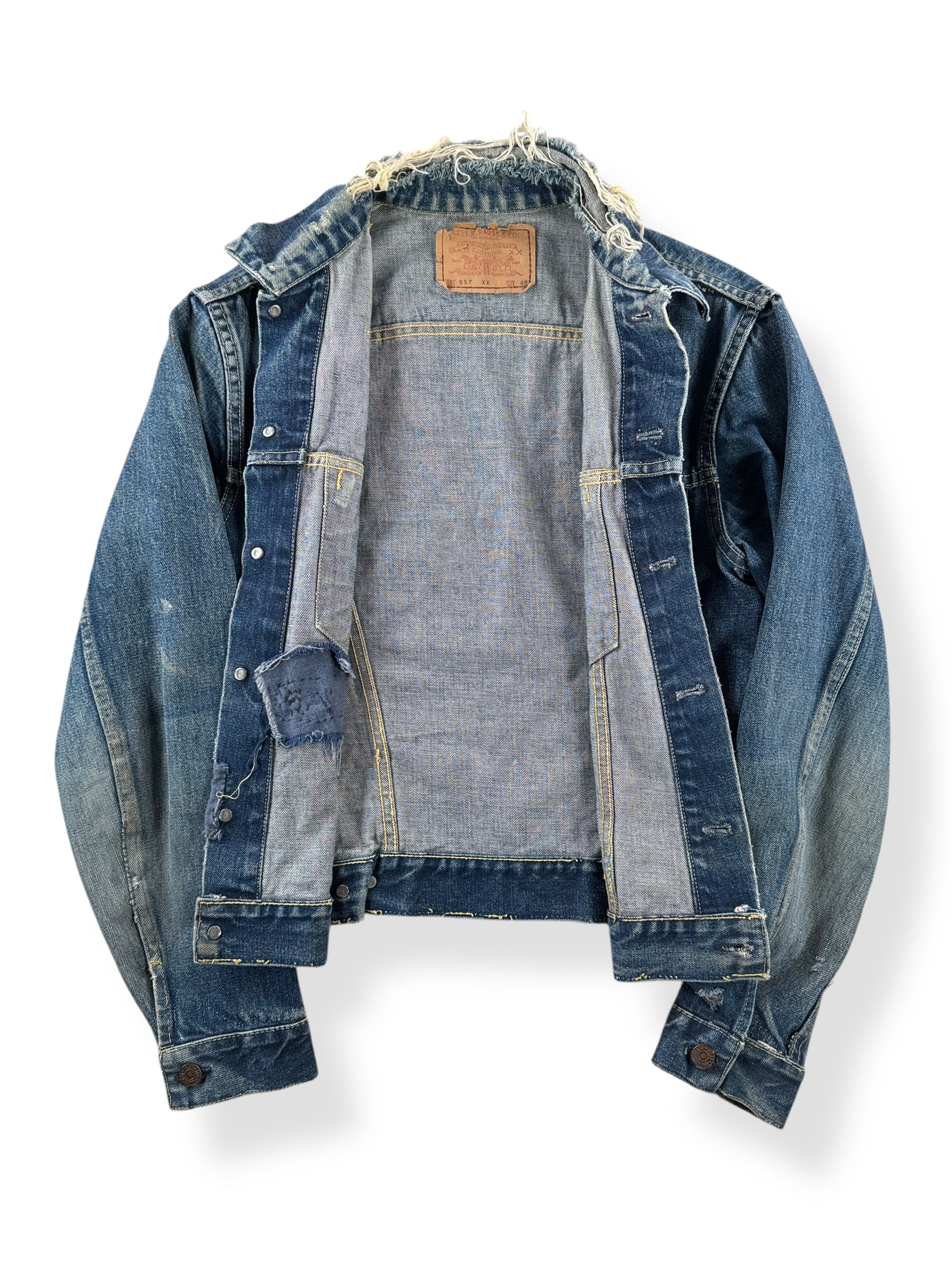 Inside of Vintage 1960s Era Levis Big E 557 Trucker Jacket SZ 40