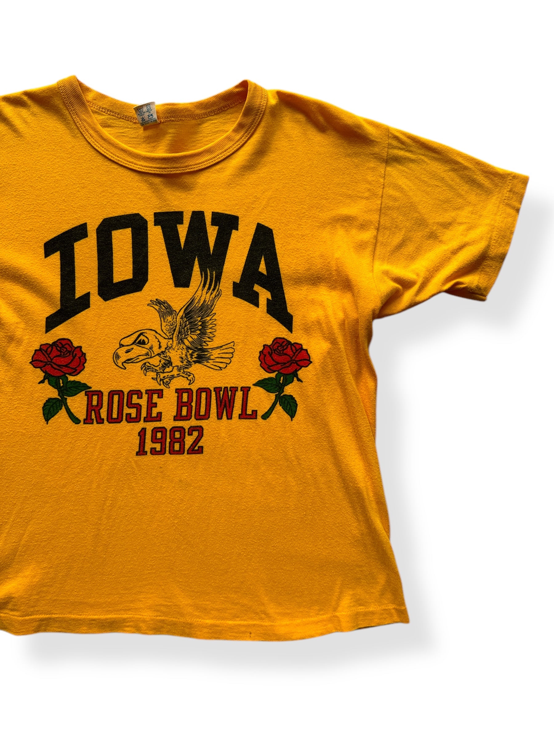 Front Left of Vintage 1982 Iowa Rose Bowl Tee SZ M