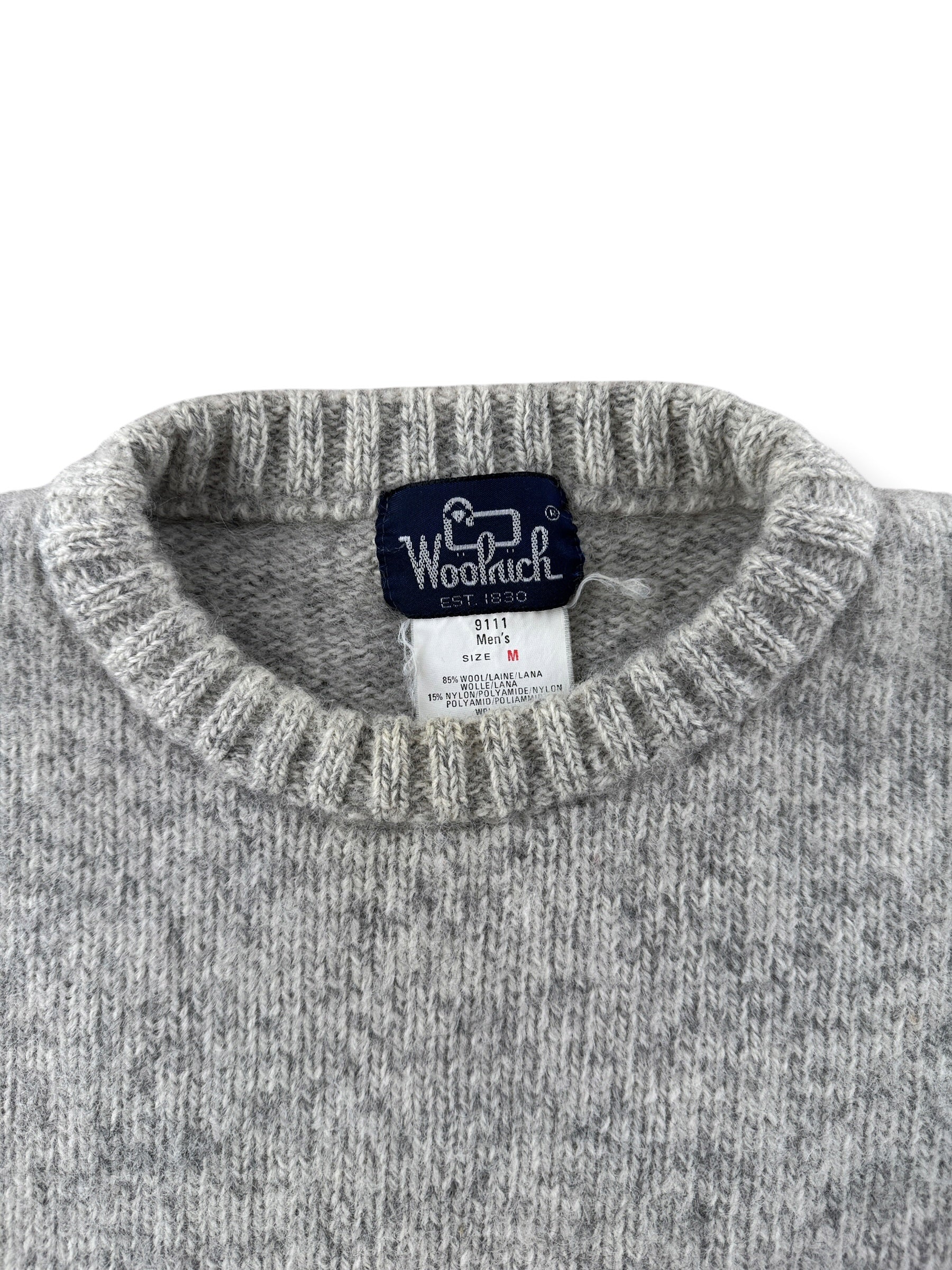 Collar on Vintage Woolrich Grey Wool Blend Sweater SZ M