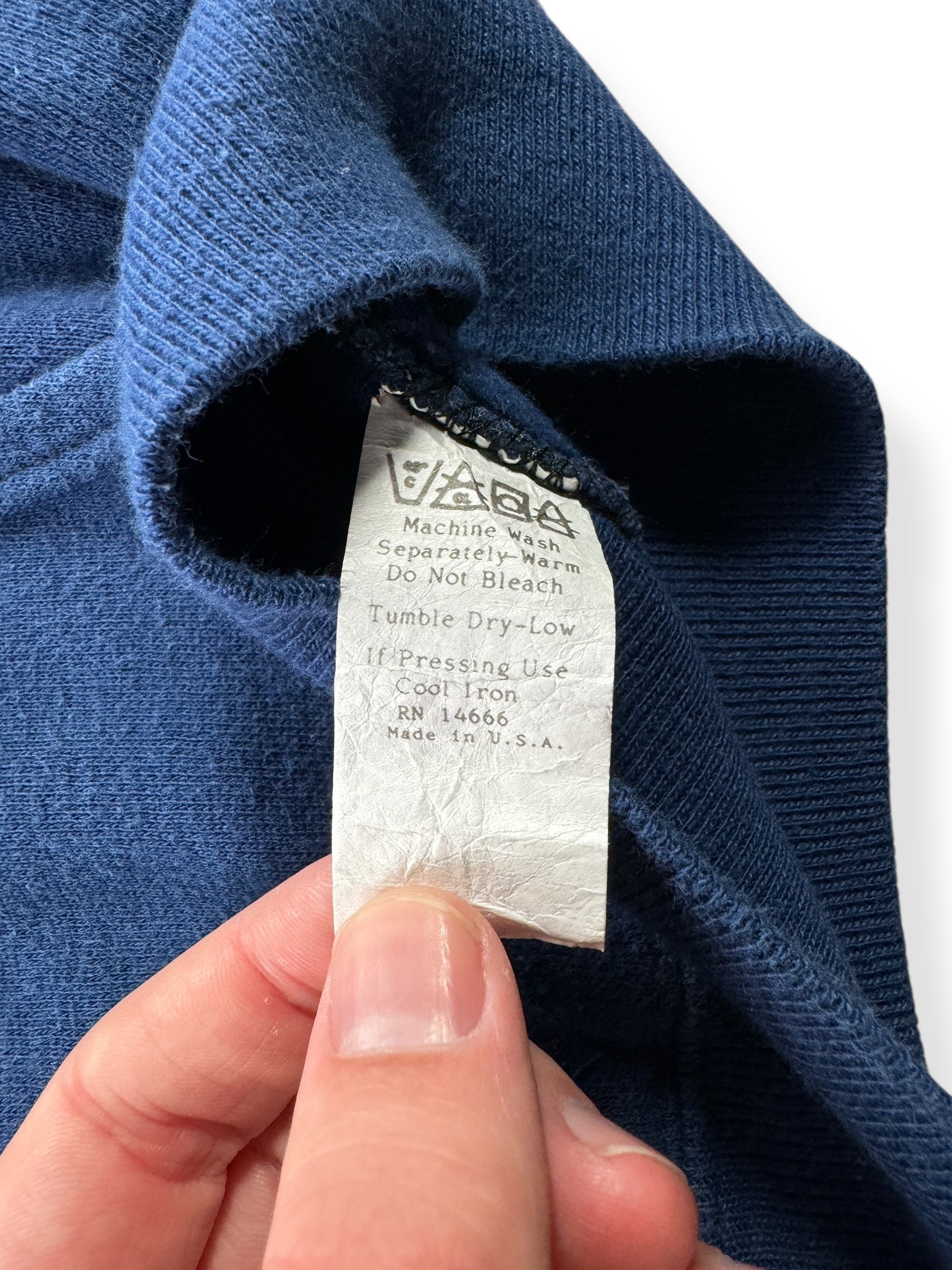 Tag of Vintage Everest Rainier Mountaineering Hoodie SZ S