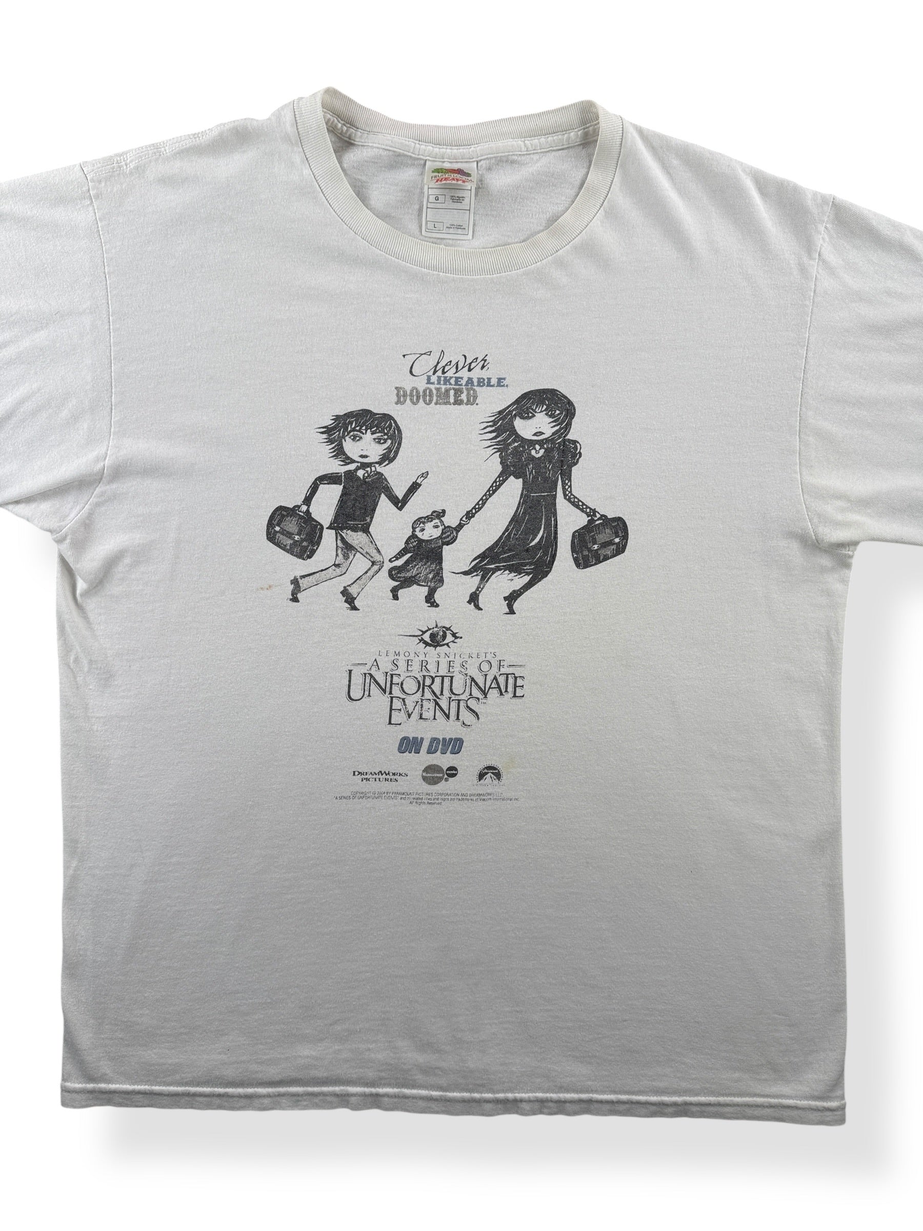 Front Close Up of Vintage A Series Of Unfortunate Events Tee SZ L