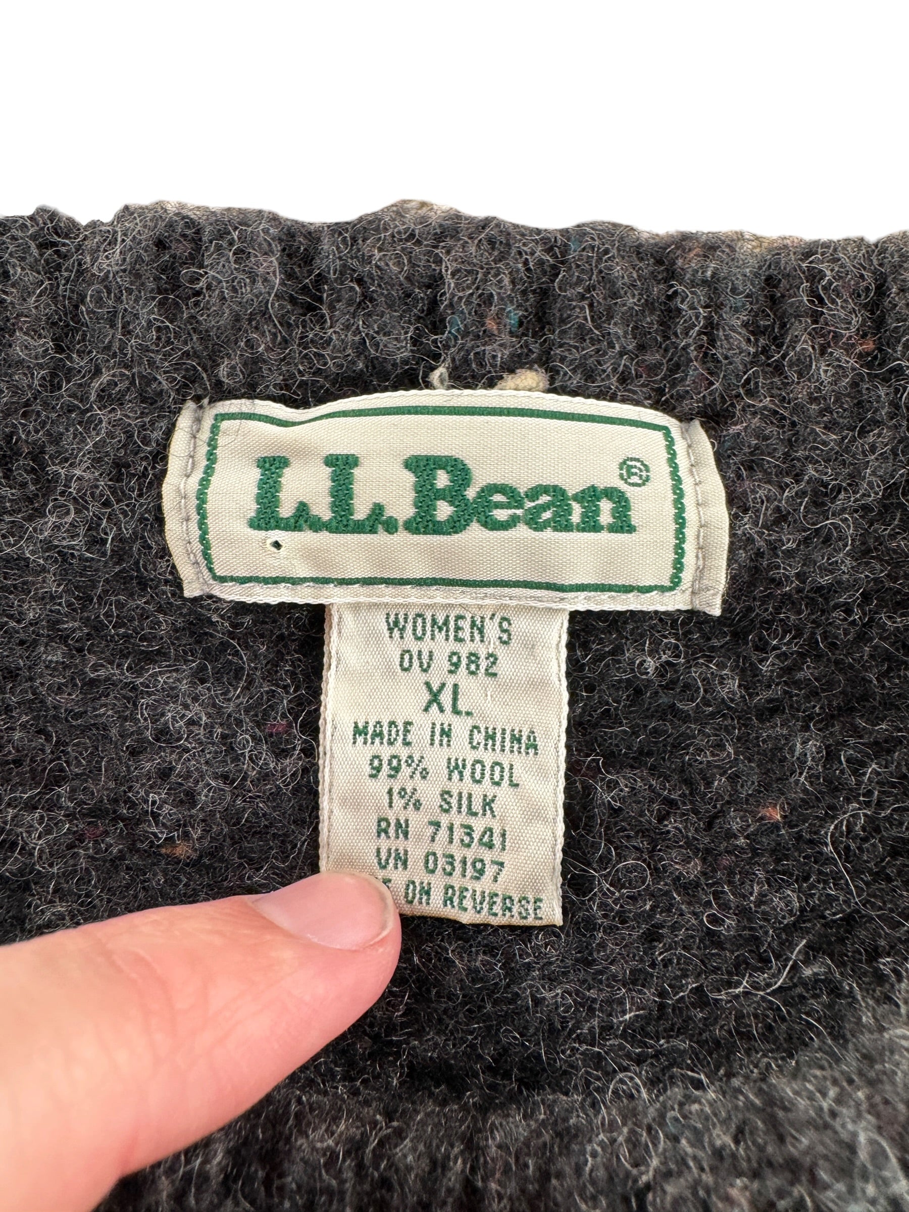 Label on Vintage L. L. Bean Reindeer Sweater SZ XL (Fits M)