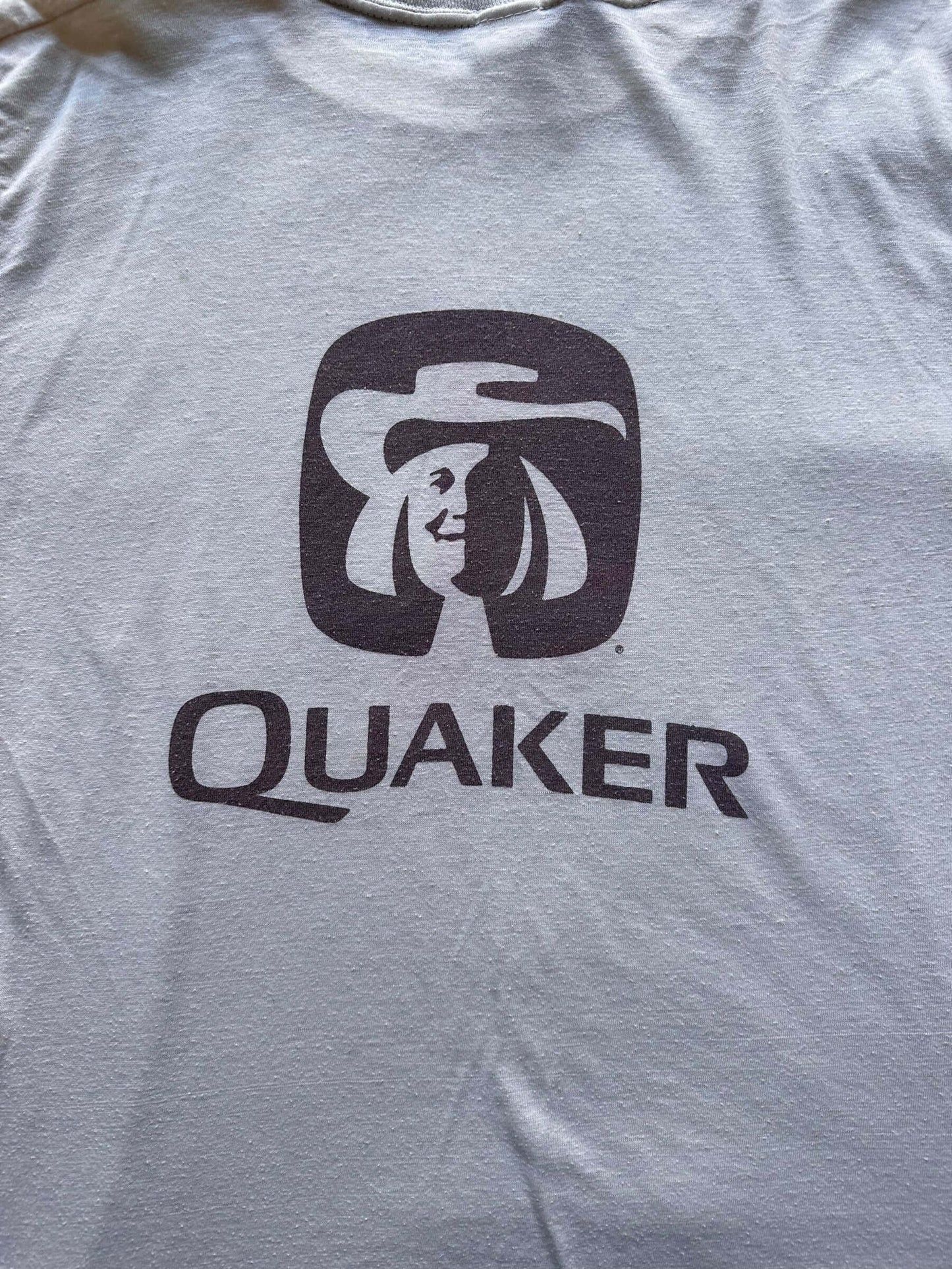 back graphic on Vintage Quaker 100% Natural Running Tee SZ S