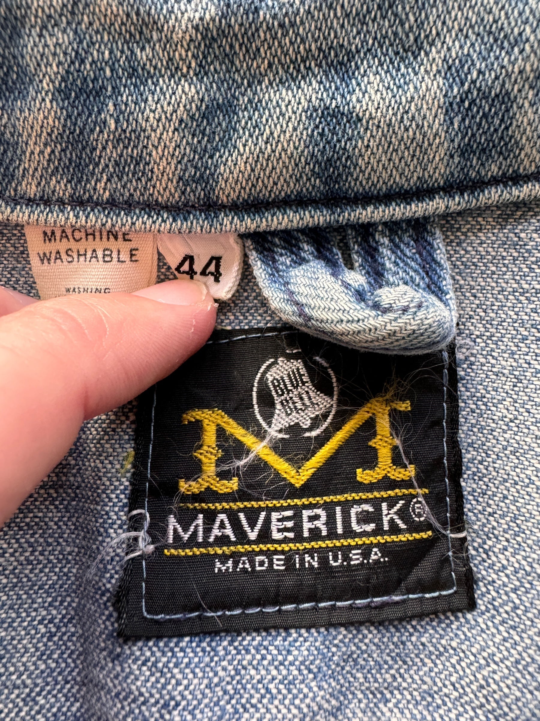 tag on Vintage Maverick MJZ Denim Jacket w/ Busted Zipper SZ 44