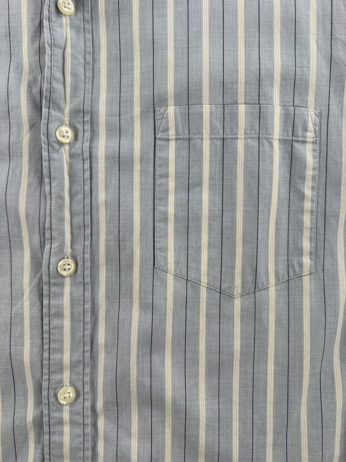 Pockets and buttons on Vintage J. Crew Oxford Shirt SZ M