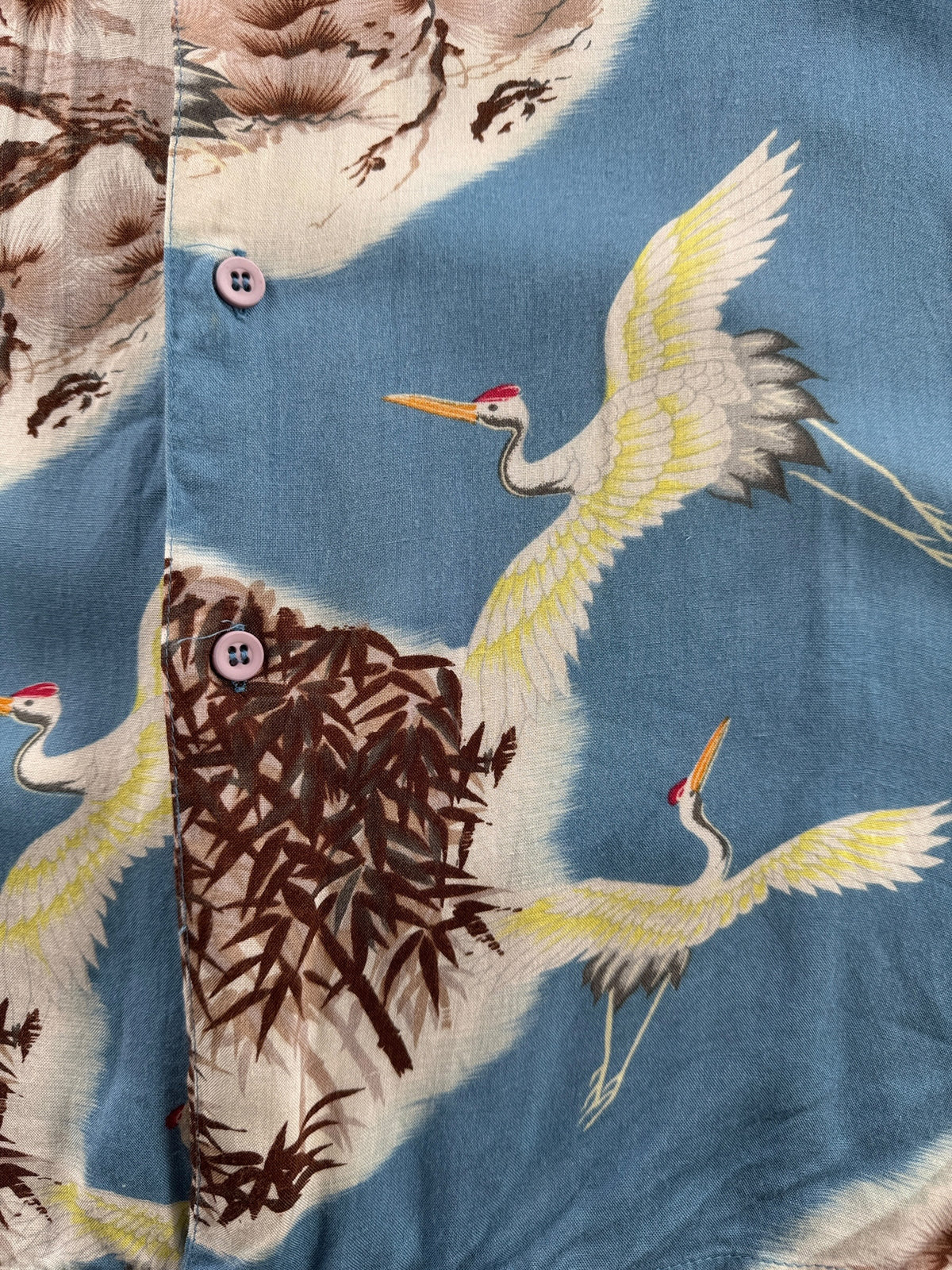 Pattern on front of Vintage 70s Rayon Crane Print Aloha Shirt SZ S