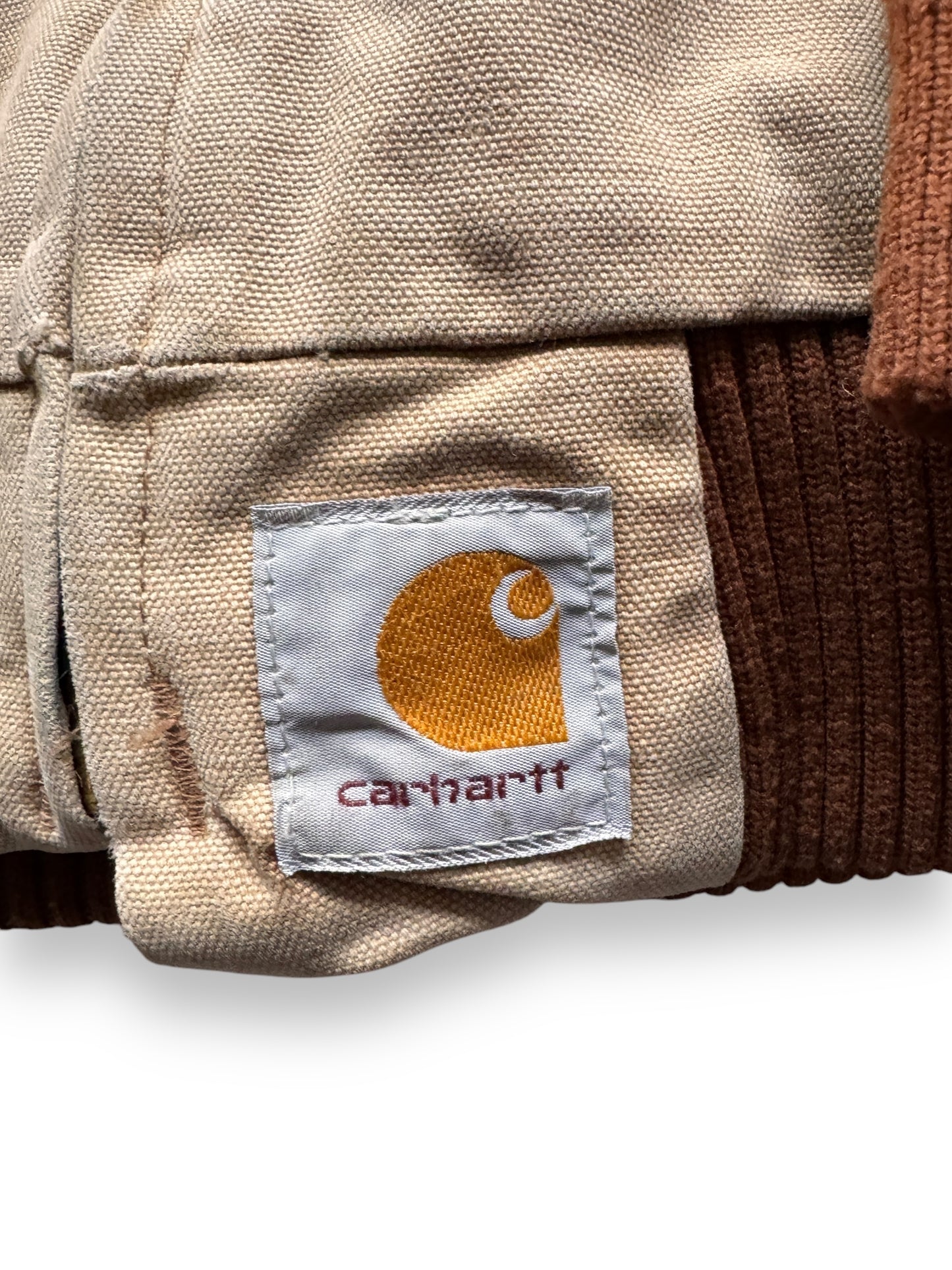 front tag on Vintage Carhartt Santa Fe Jacket SZ L