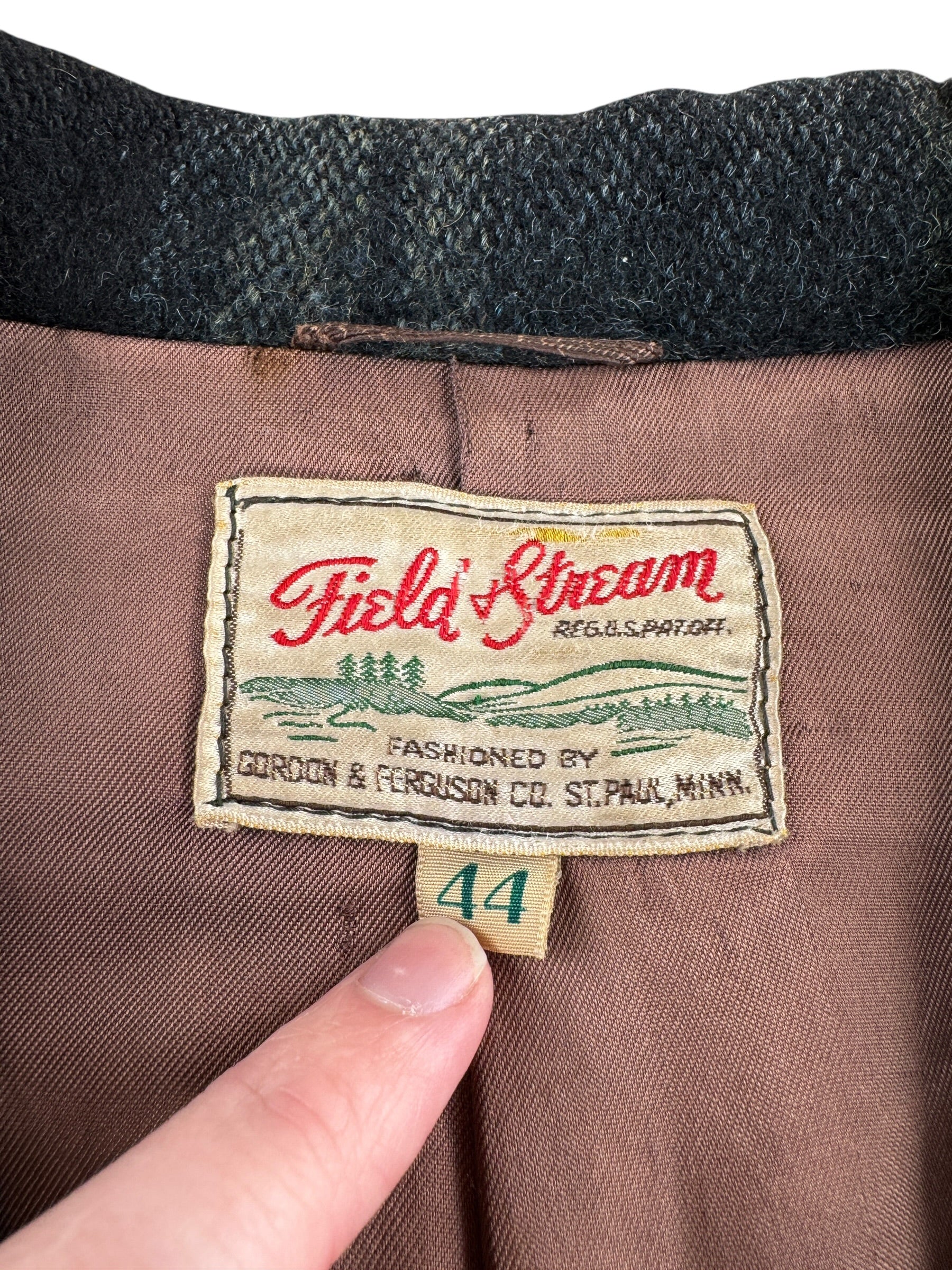Label on Vintage Grey & Black Field & Stream Wool Western Jacket SZ 44
