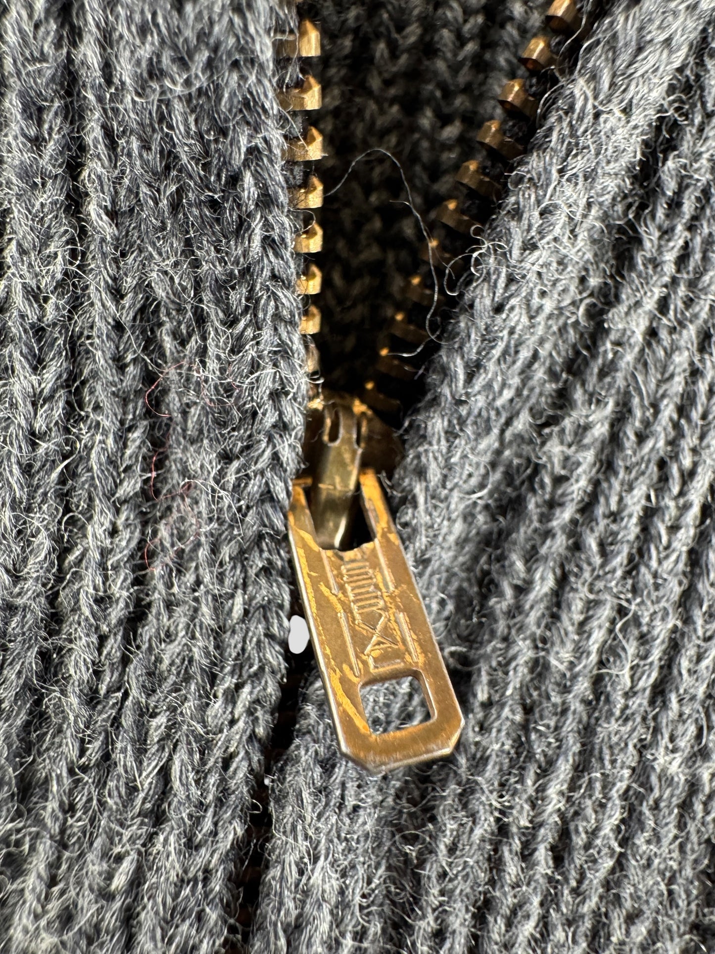 Zipper on Vintage Avalanche Zip Up Cardigan SZ L (Fits M)