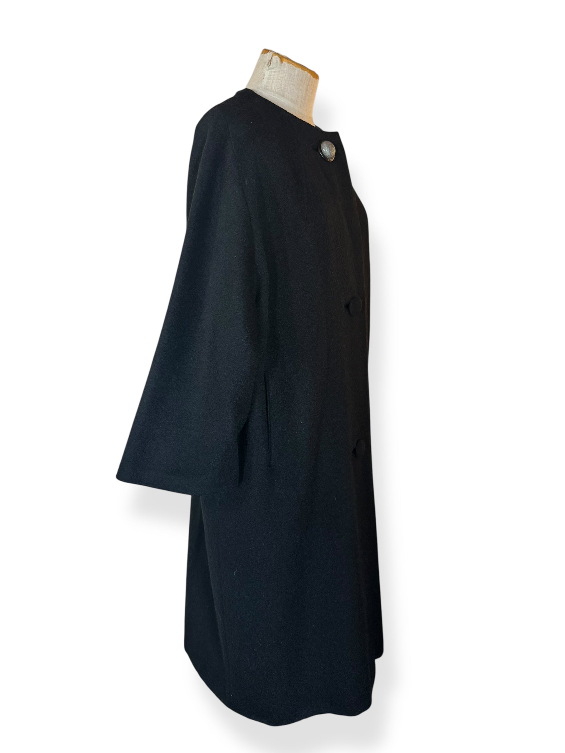 Side of 1960s Classic Lilli Ann Coat M-L