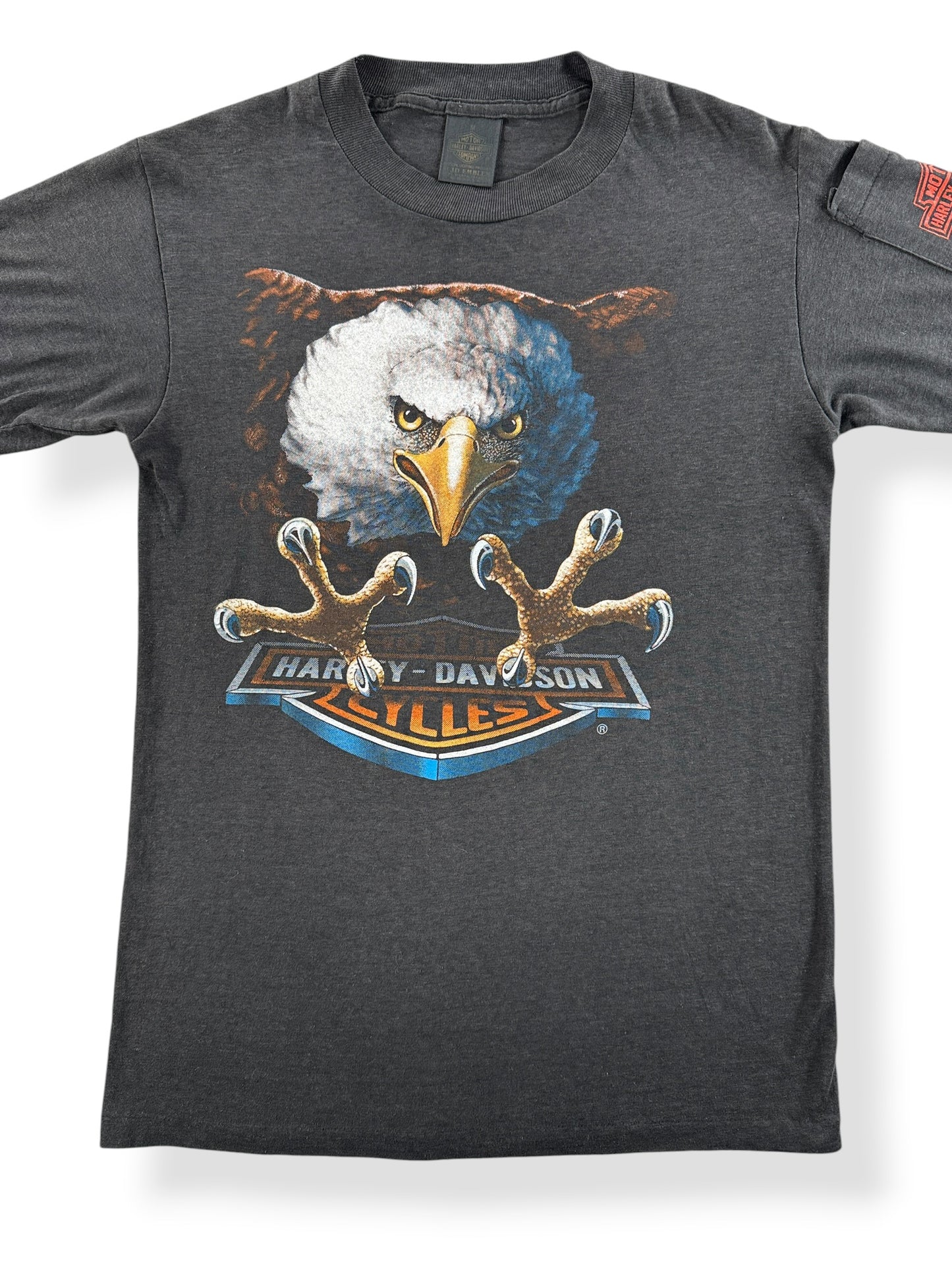 Front Close Up of Vintage Harley Davidson 3D Emblem Tee SZ M (Fits S)