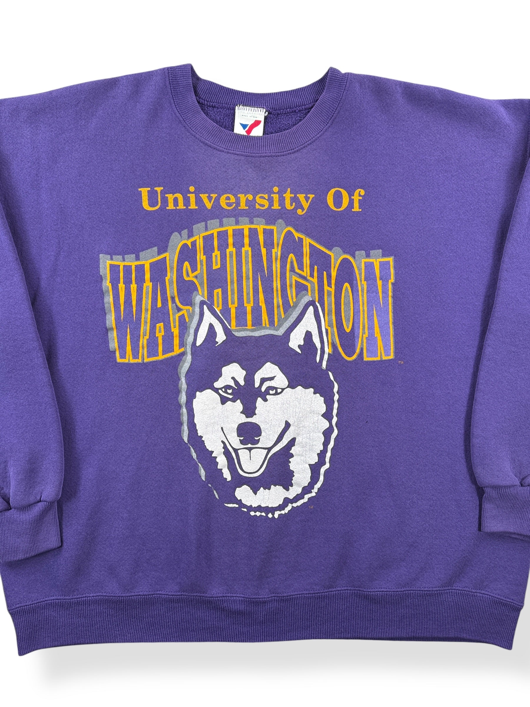 Front Close Up of Vintage Huskies Sweatshirt SZ XL