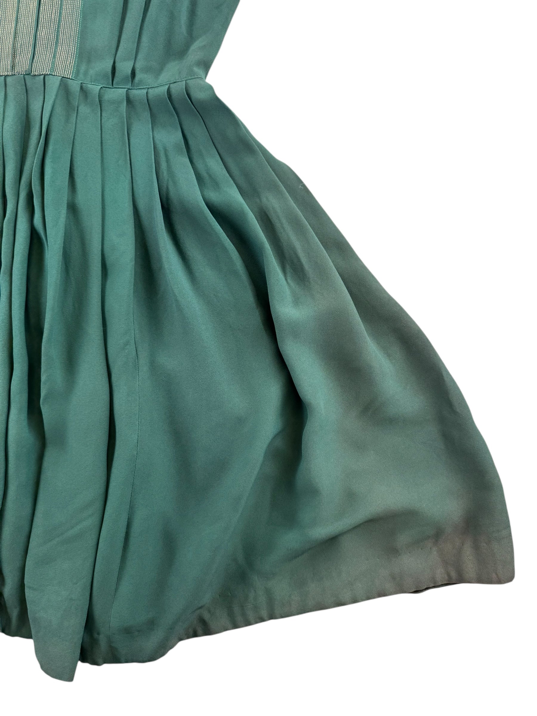 Back right of skirt of 1940s Green Rayon Pleated Dress M