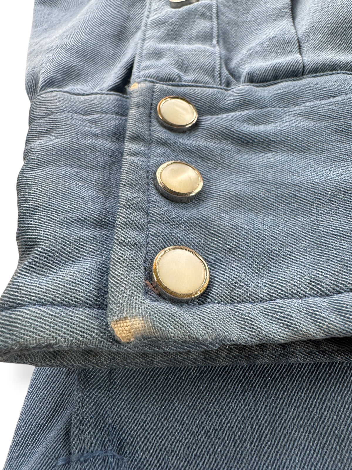 Ware on cuff of Vintage 40s Era Levis DeLuxe Lorraine Worsted Wool Pearl Snap SZ XL