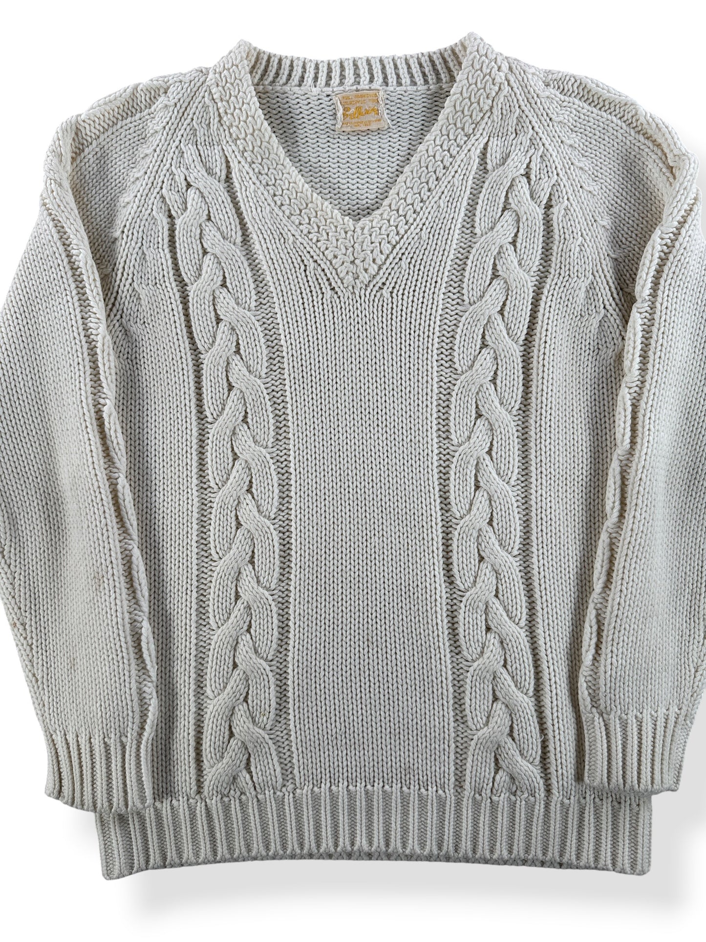 Front Close Up of Vintage Acrylic Cableknit V Neck Sweater SZ XS